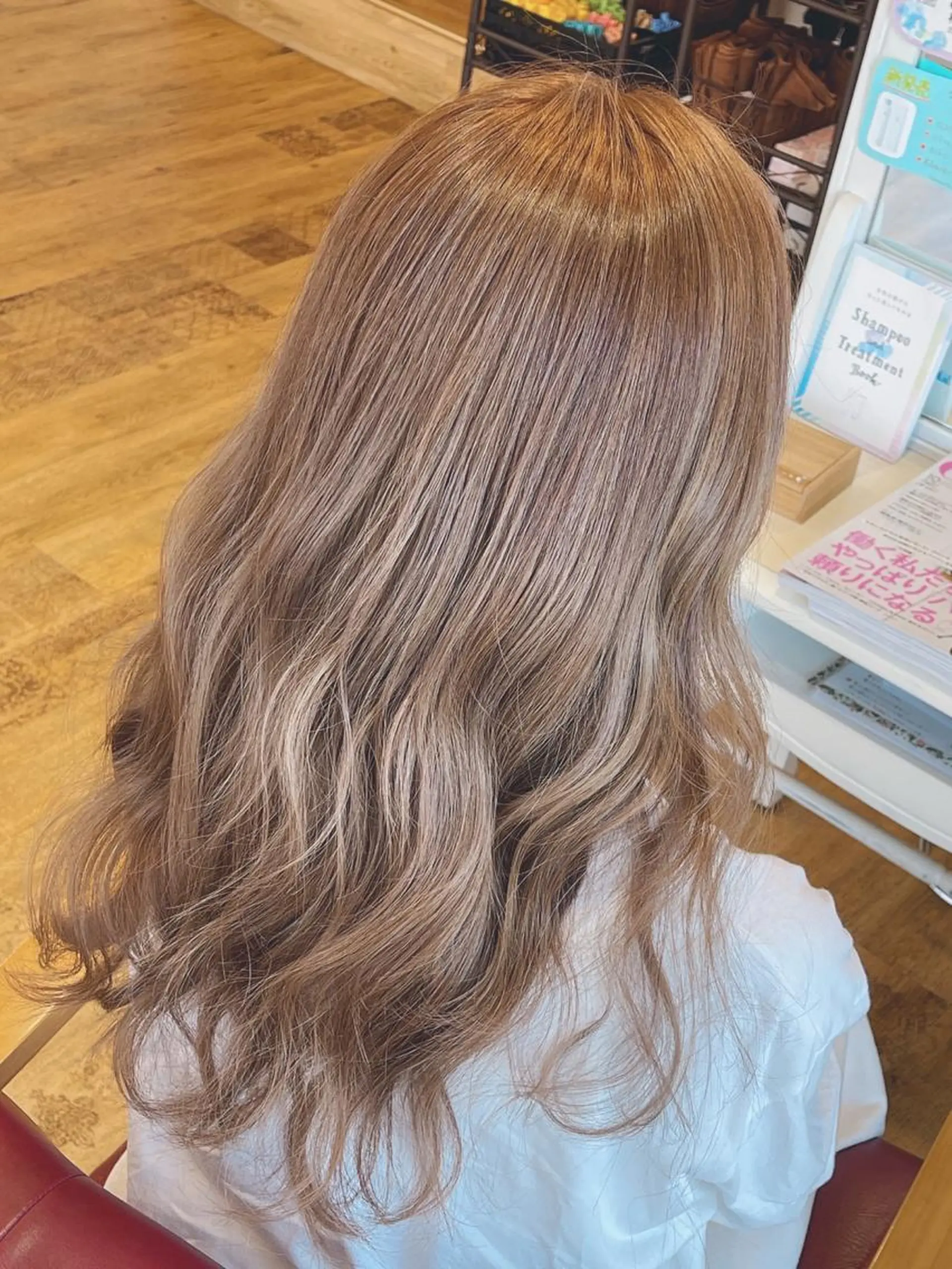 カラー ヘアカラー トリートメント 加藤 菜々香のヘアスタイル