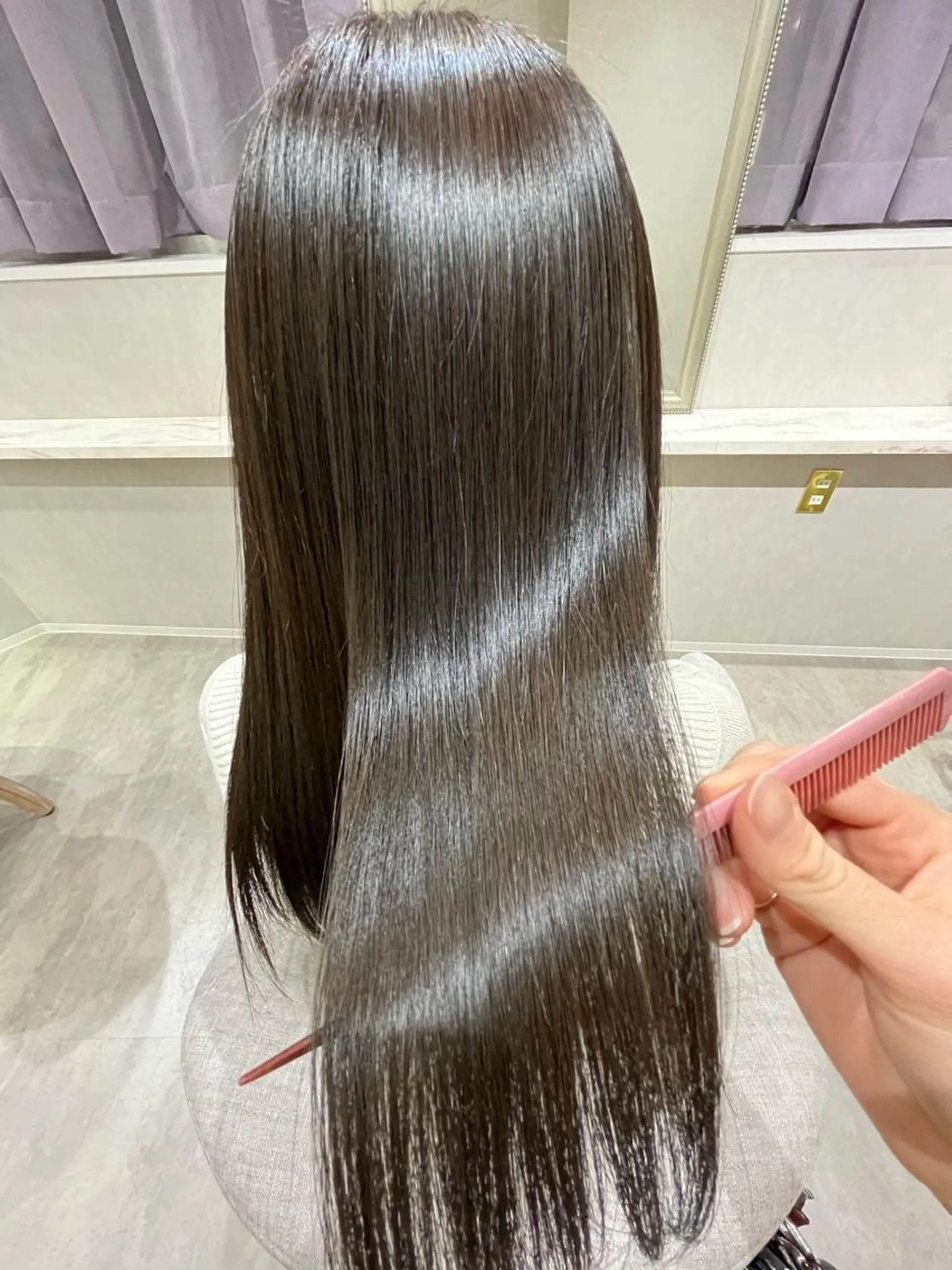 ロング カラー カット ヘアカラー トリートメント color coutureのヘアスタイル