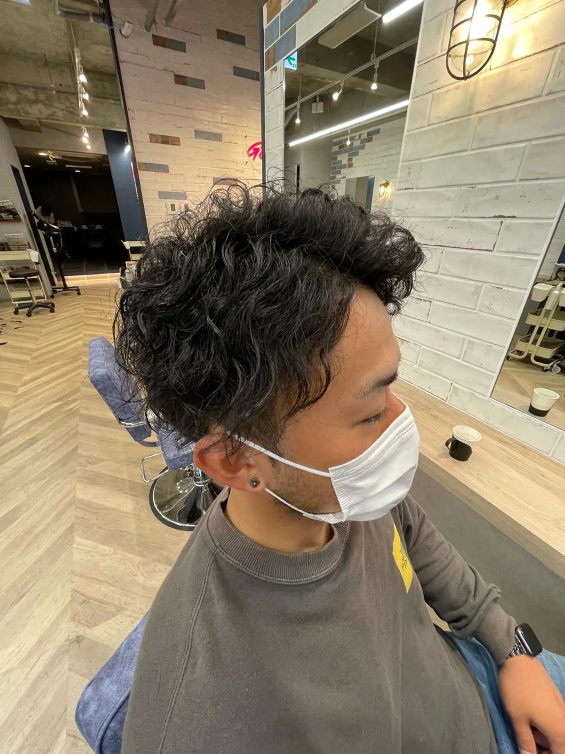 ミディアム パーマ ミディアムパーマ ゴートヘア所属・Goat hair 赤坂 輝志のヘアスタイル