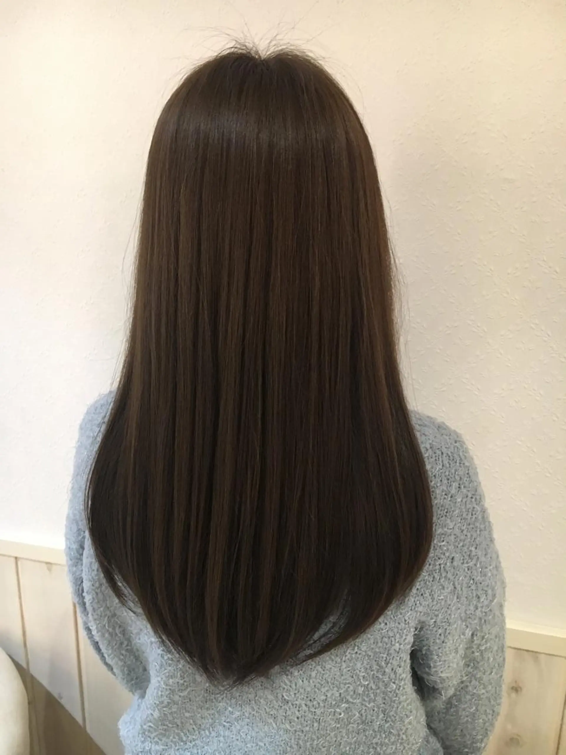 ロング カラー 宮内 真乃のヘアスタイル