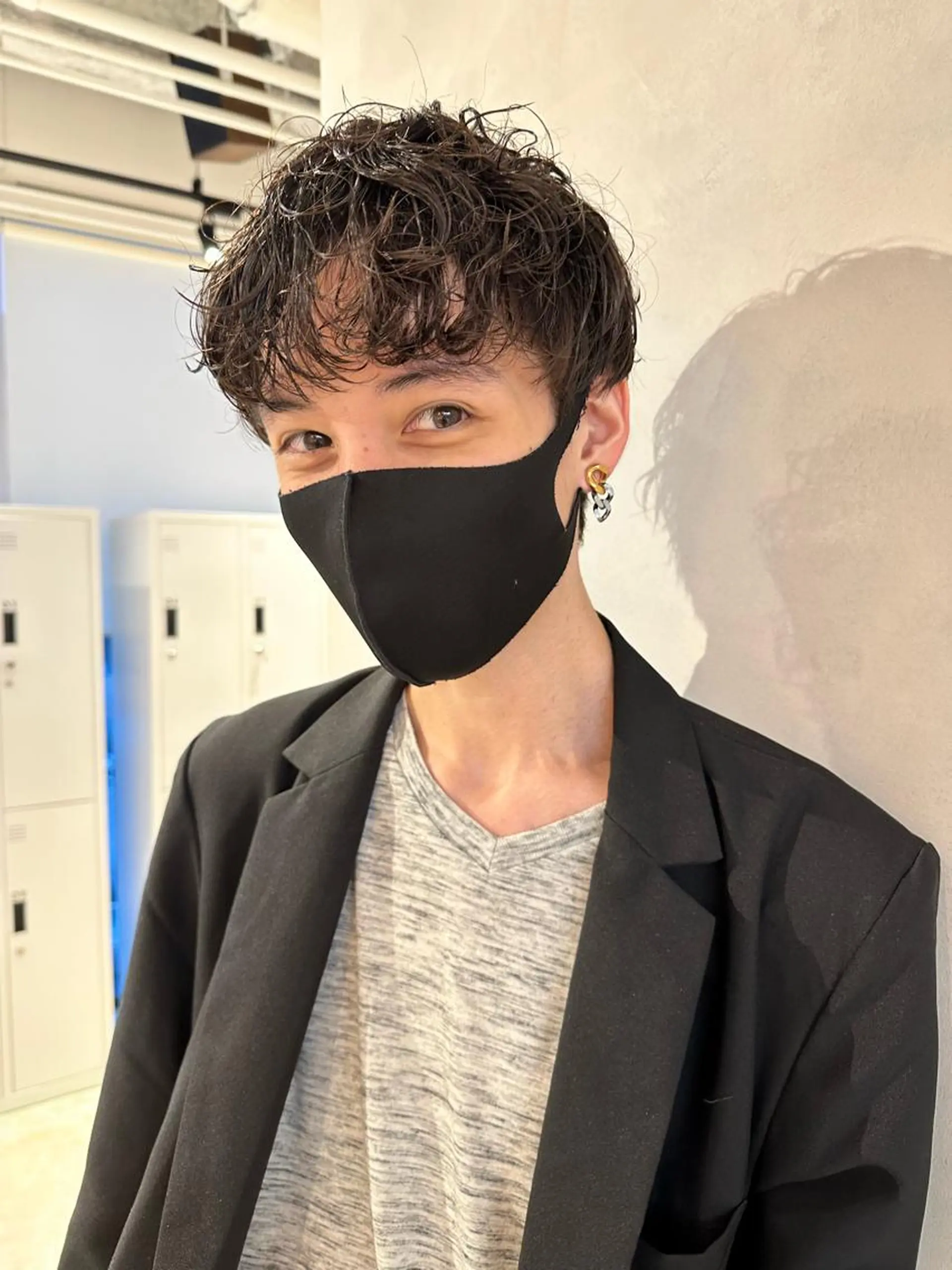 ショート パーマ メンズ パーマ 渋谷レイヤーカット/ 暖色艶カラー🩵高橋のヘアスタイル