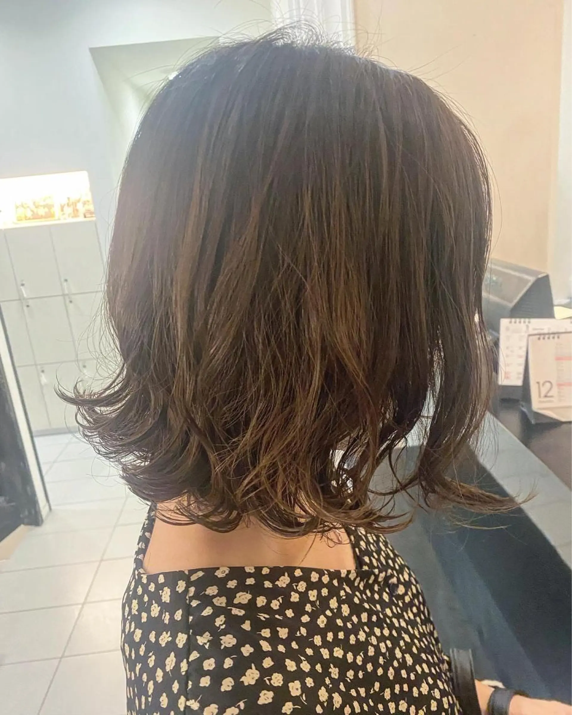 ミディアム カラー パーマ ミディアムパーマ デジタルパーマ カット パーマ 佃 知南のヘアスタイル