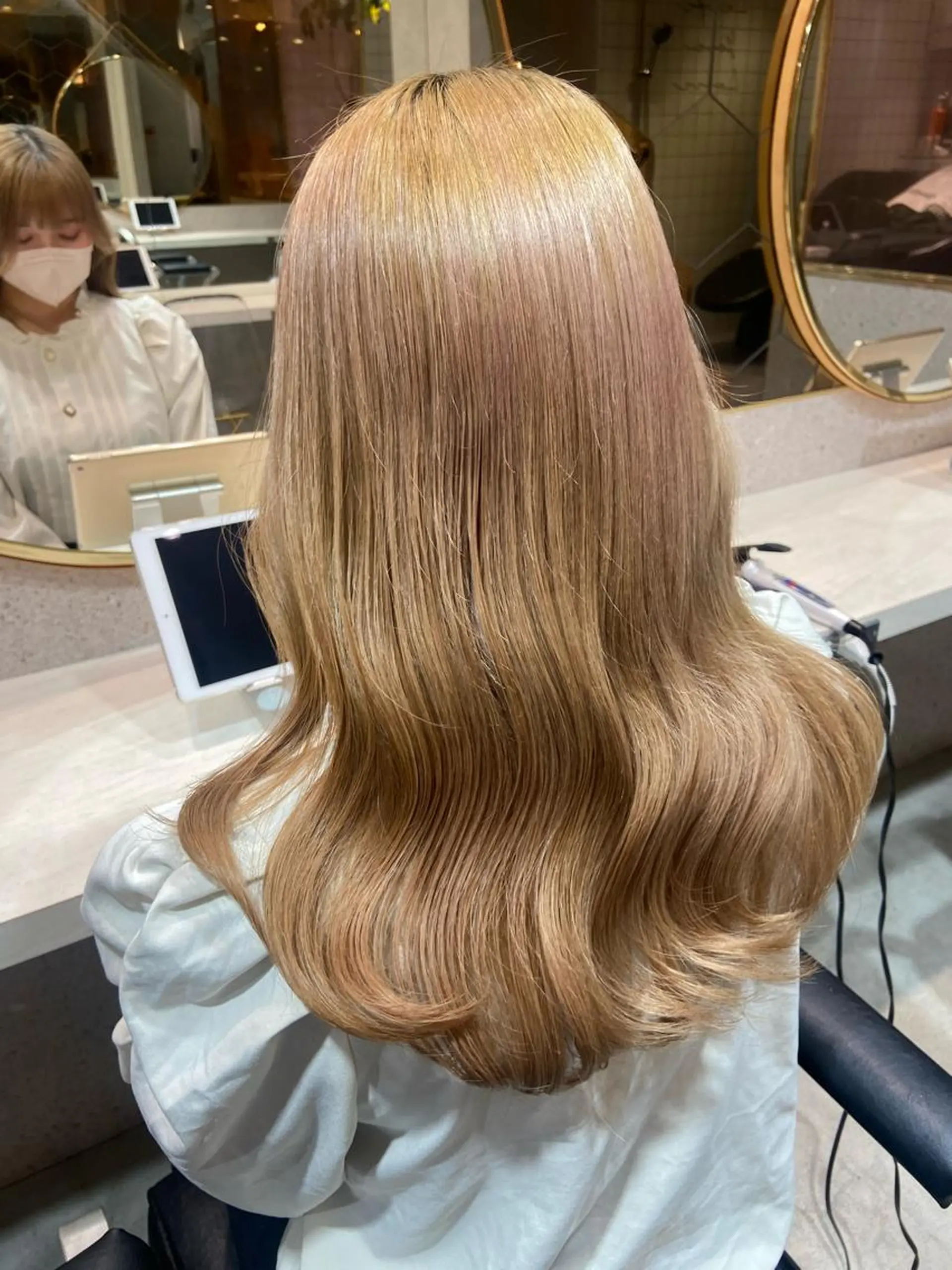 セミロング カラー シールエクステ ブリーチ ブラウンカラー ケアカラー ダブルカラー カット ヘアカラー トリートメント 新宿/韓国ヘア 中明度カラー/かやのヘアスタイル