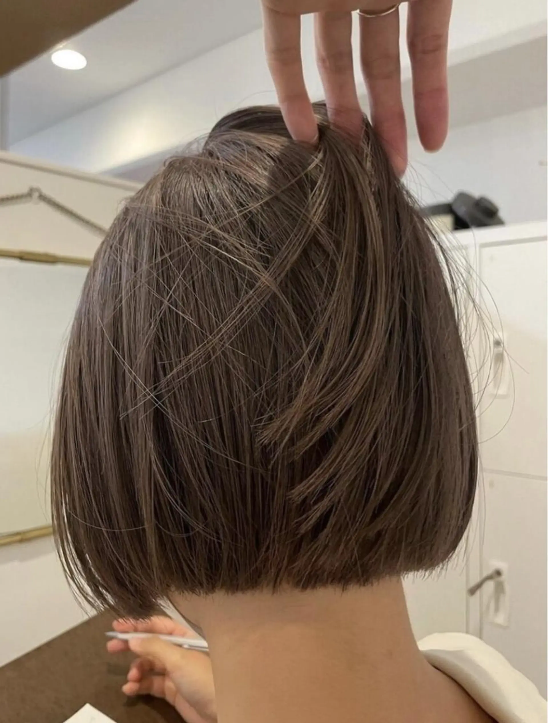 ミディアム カラー ブリーチ グレージュ ヘアカラー 梅田/柔らかカラー/ オオハシ リナコのヘアスタイル