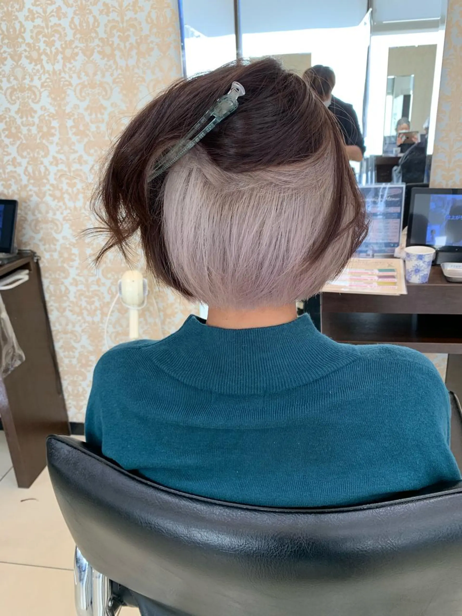 ショート OPERA 赤塚のヘアスタイル