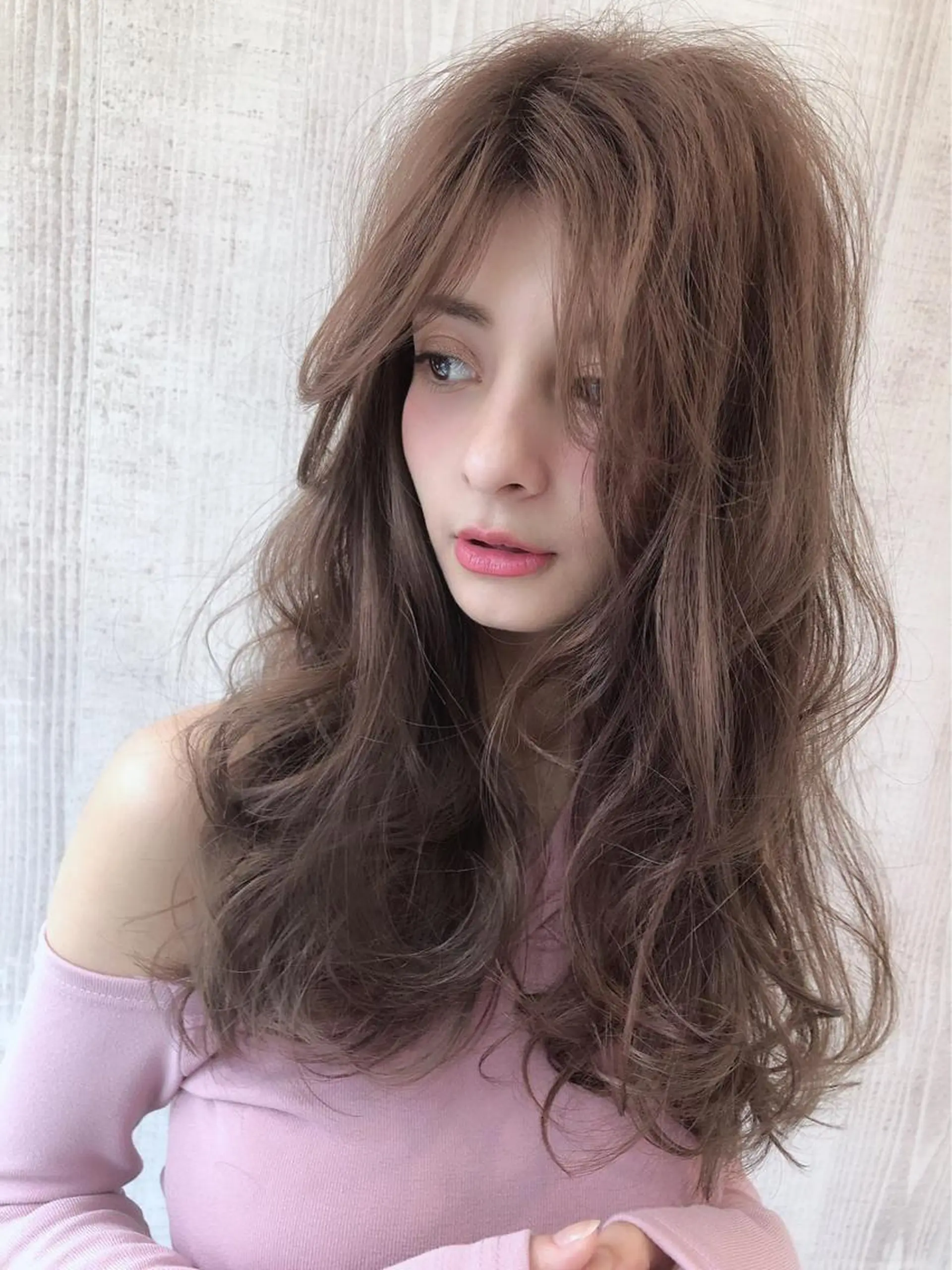 ロング anB ハルカのヘアスタイル