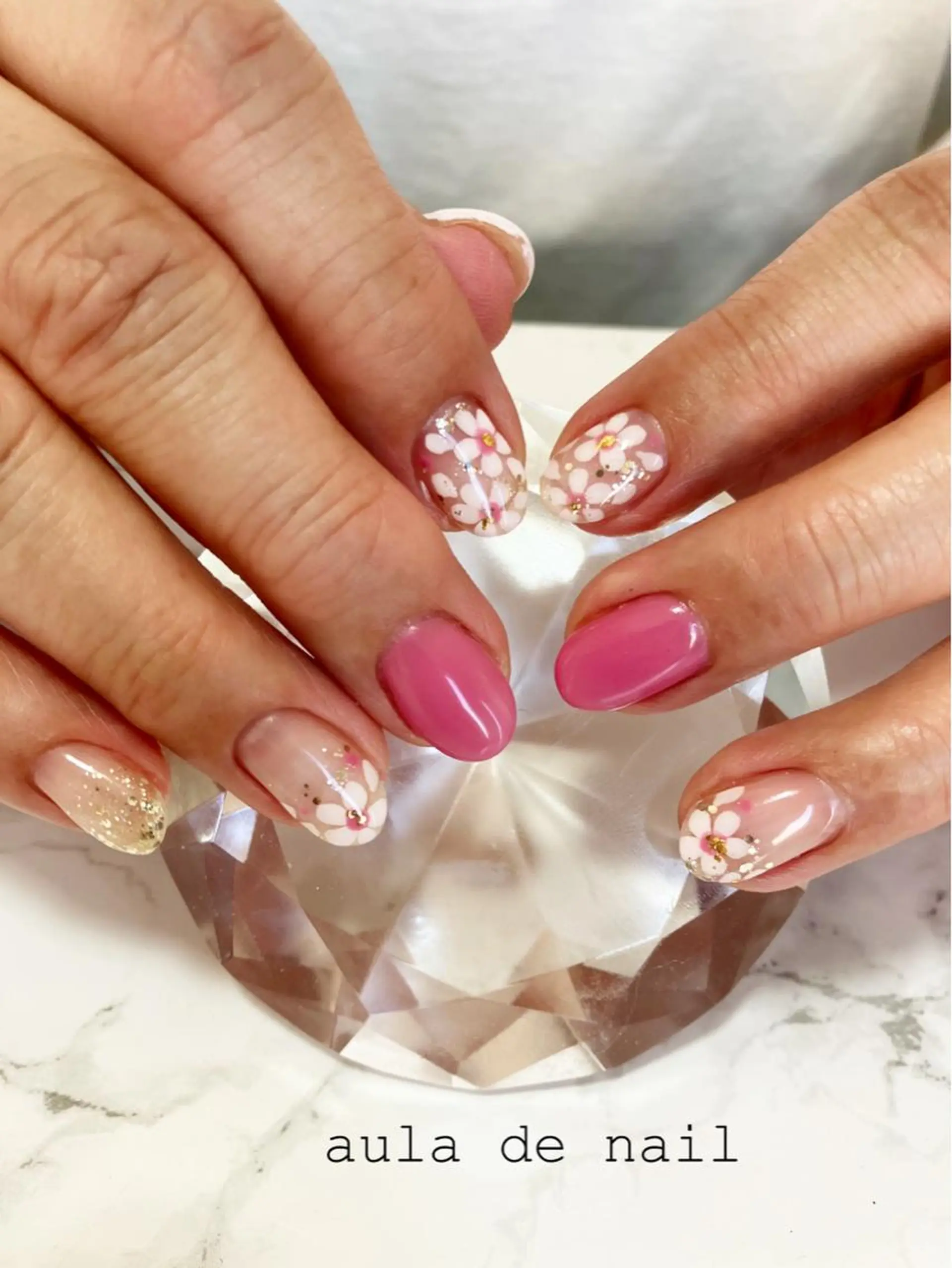 ミディアム ネイル ハンドネイル auladenail アウラデネイルのネイルデザイン