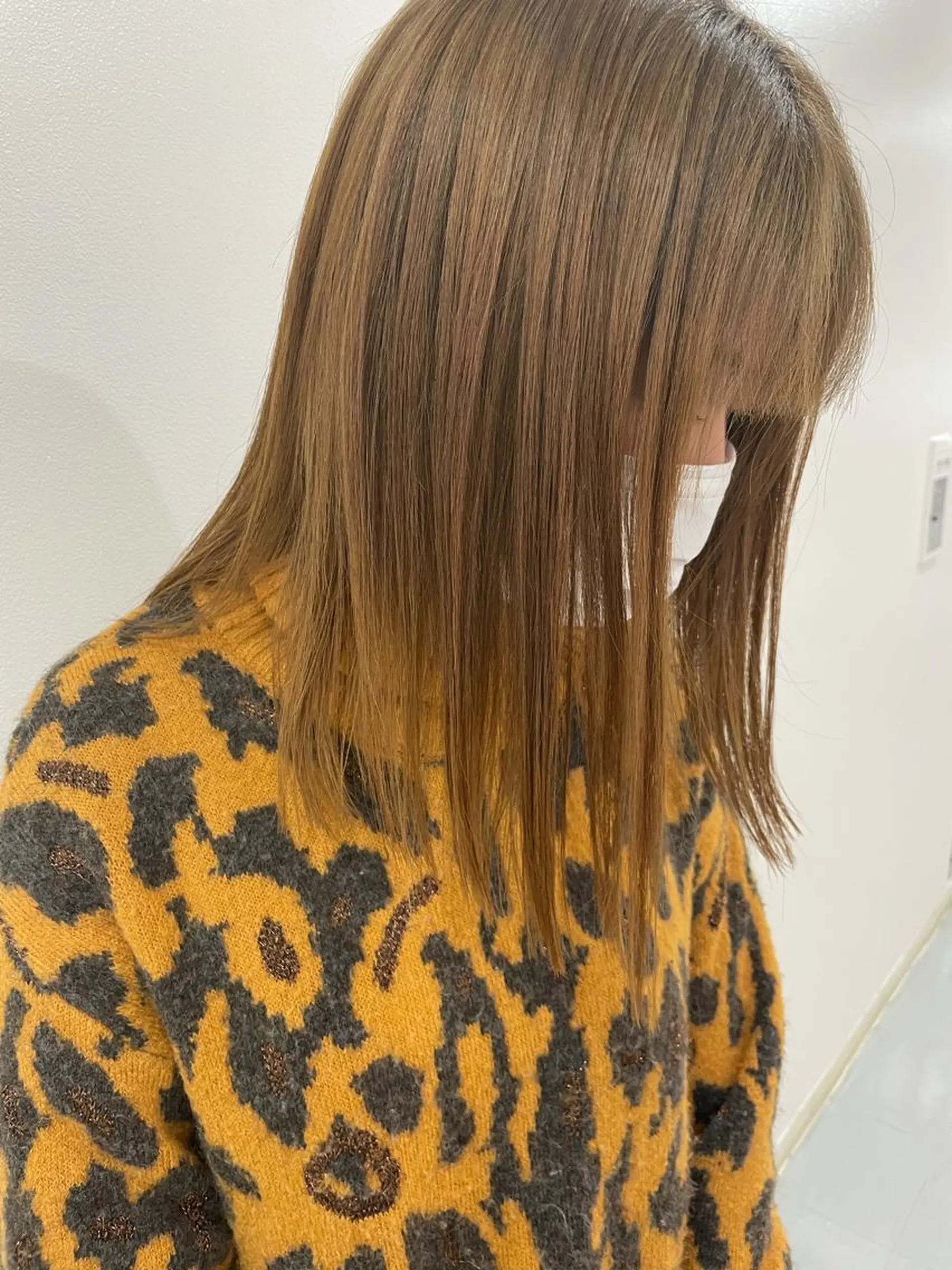 ミディアム akane .のヘアスタイル