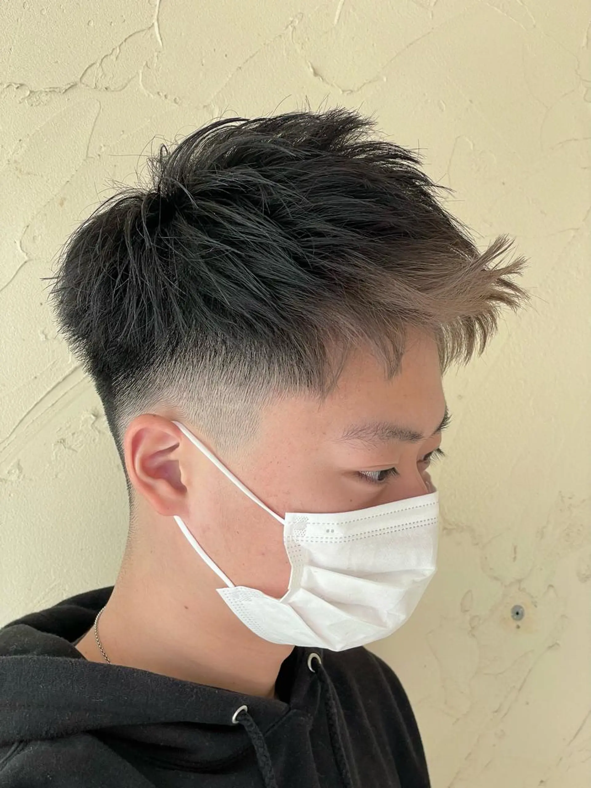 ショート カラー メンズ フェードカット モヒカン カット ヘアカラー メンズ特化/パーマ指 名No.1/百瀬太郎のヘアスタイル