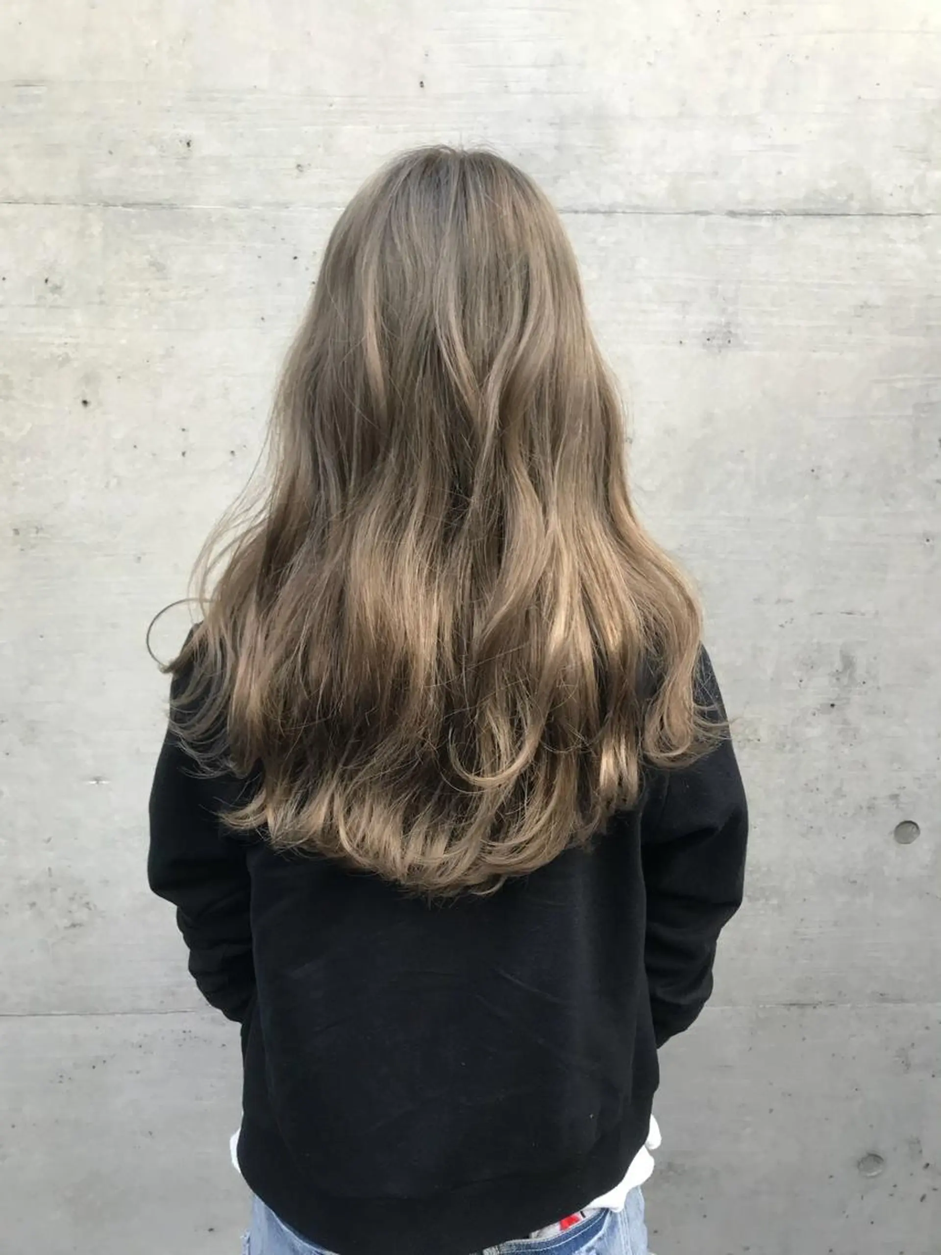 ロング カラー ベージュカラー レイヤーカット ロング ローレイヤー ていねい技術No.1 🌈諏訪 健太のヘアスタイル