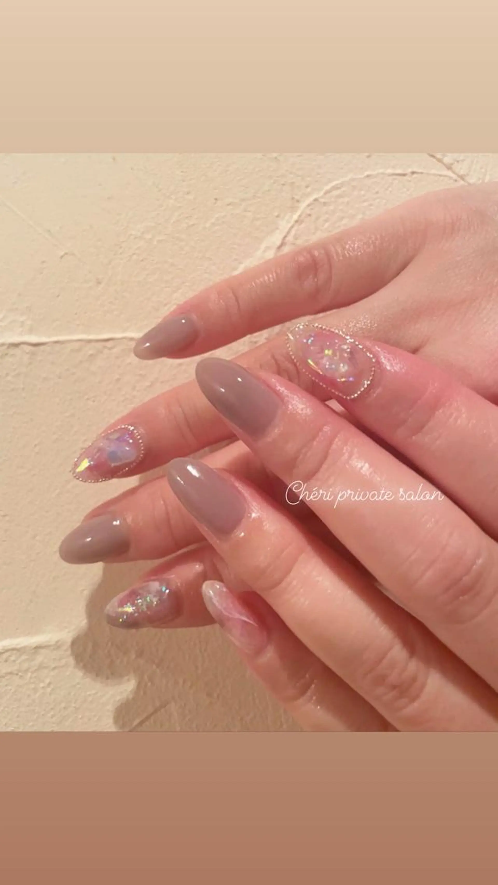 カラー ネイル キラキラネイル ワンホンネイル Chérinail 爪のお手入れのネイルデザイン