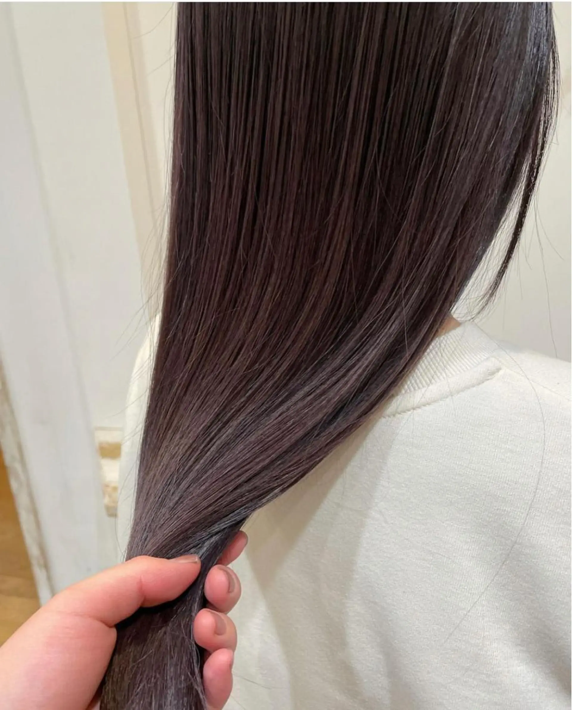 ロング カラー ラベンダーカラー トリートメント ヘアカラー トリートメント 髪質改善ストレート✨ パーマヘア✨YUKIのヘアスタイル