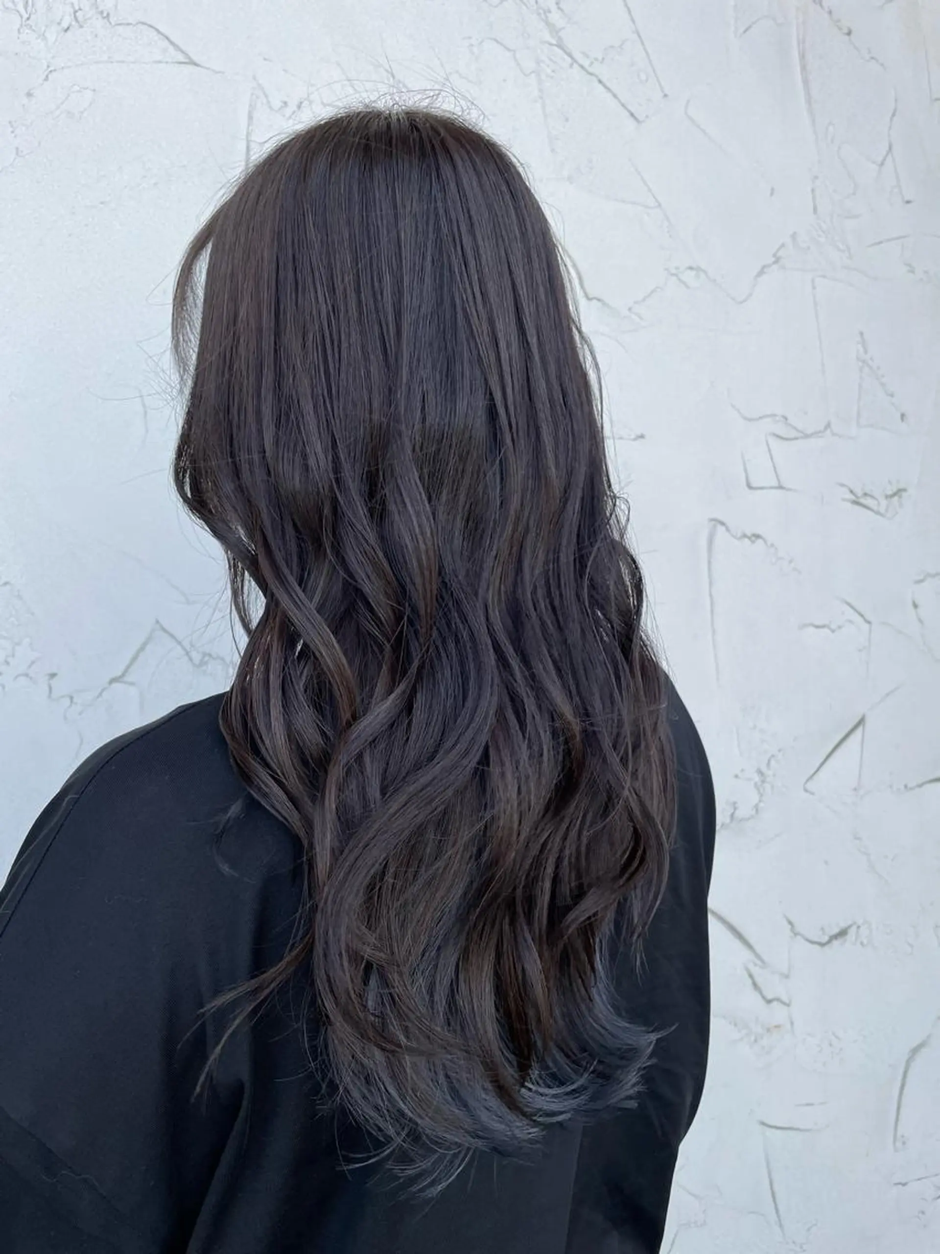 ロング カット ヘアカラー 高見澤 優のヘアスタイル