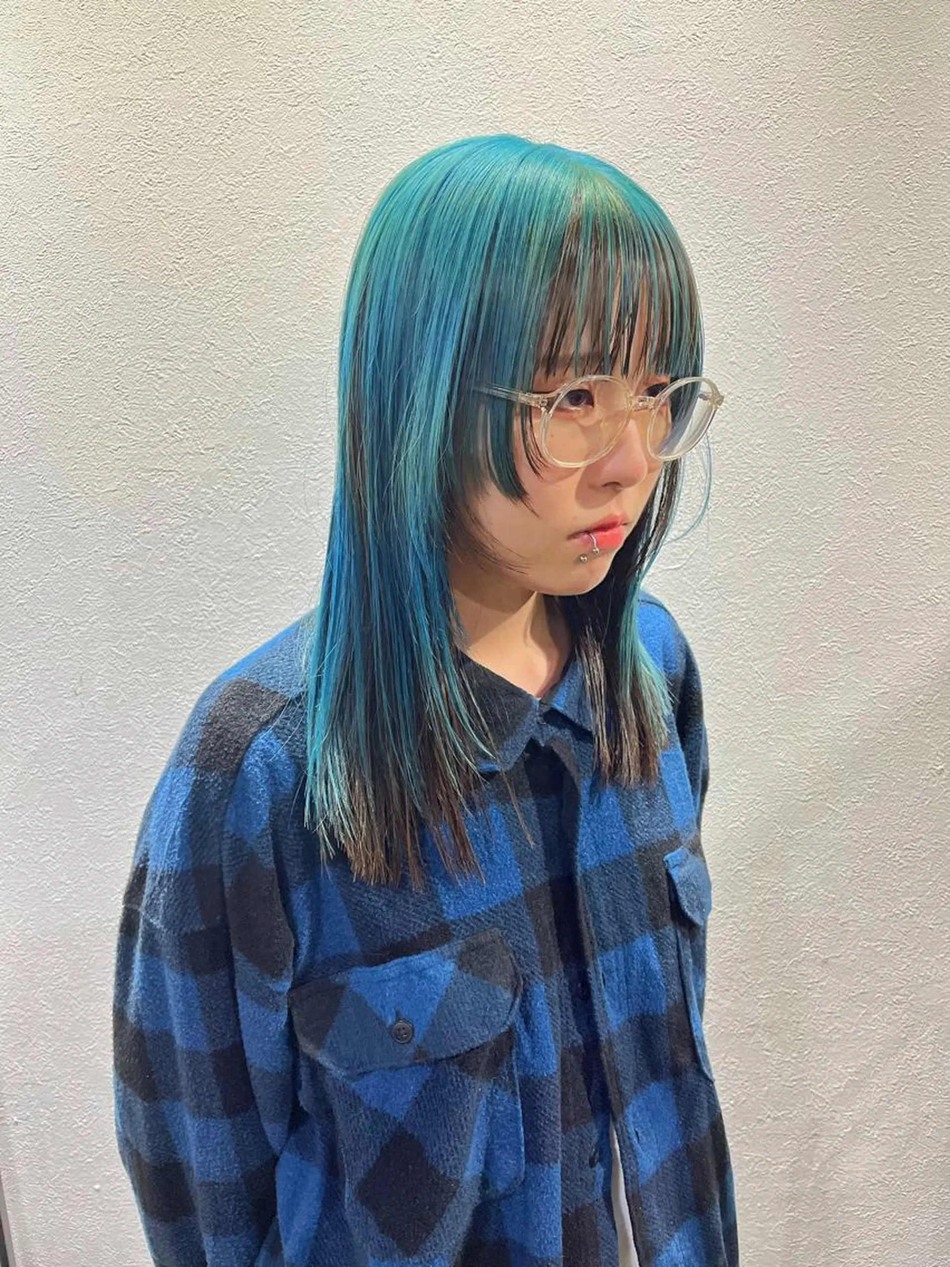 ミディアム ウルフカット カット ヘアカラー ハイトーンNo.1✨ パーマ✨イマイタツヤのヘアスタイル