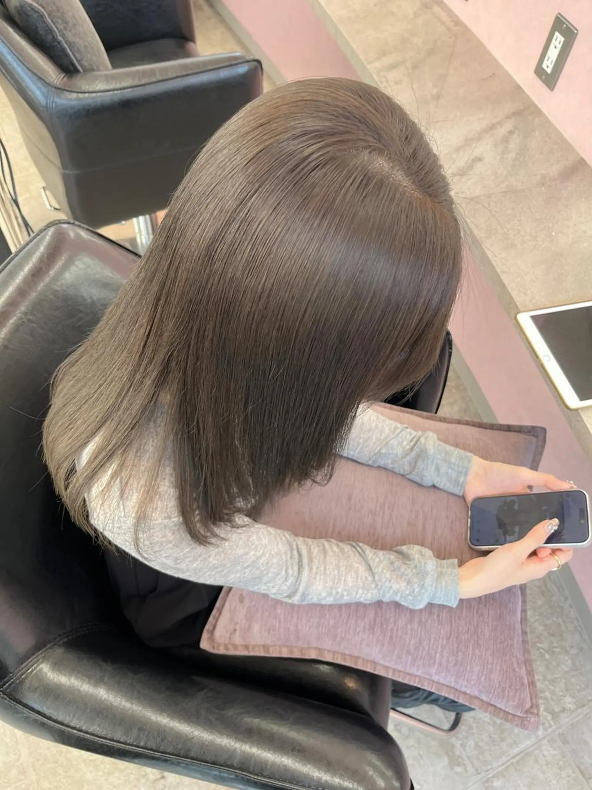 セミロング ヘアカラー MATTY rioのヘアスタイル