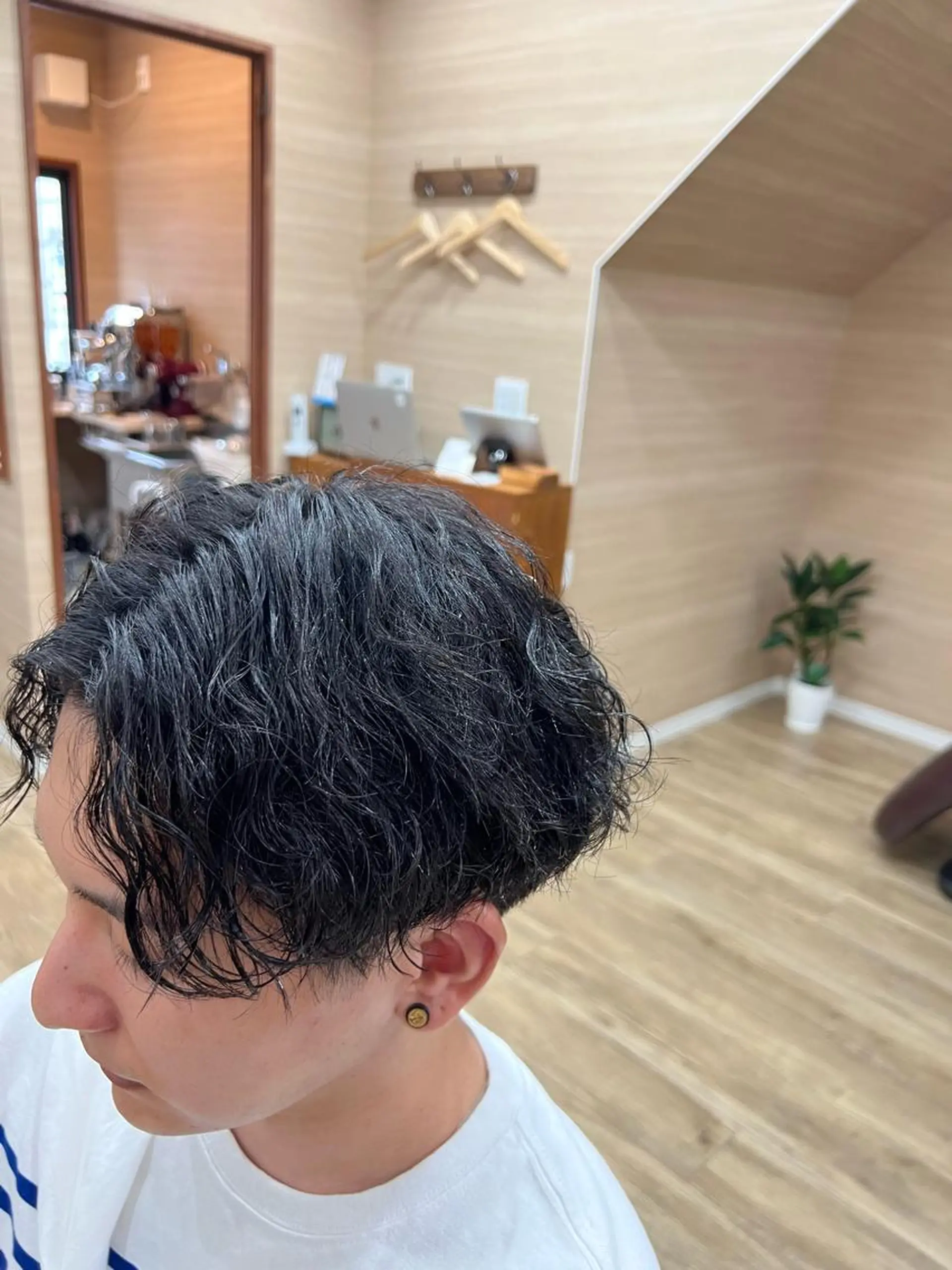 ショート パーマ メンズ メンズパーマ 波巻きパーマ 🍇おぐら めぐみ🍇のヘアスタイル