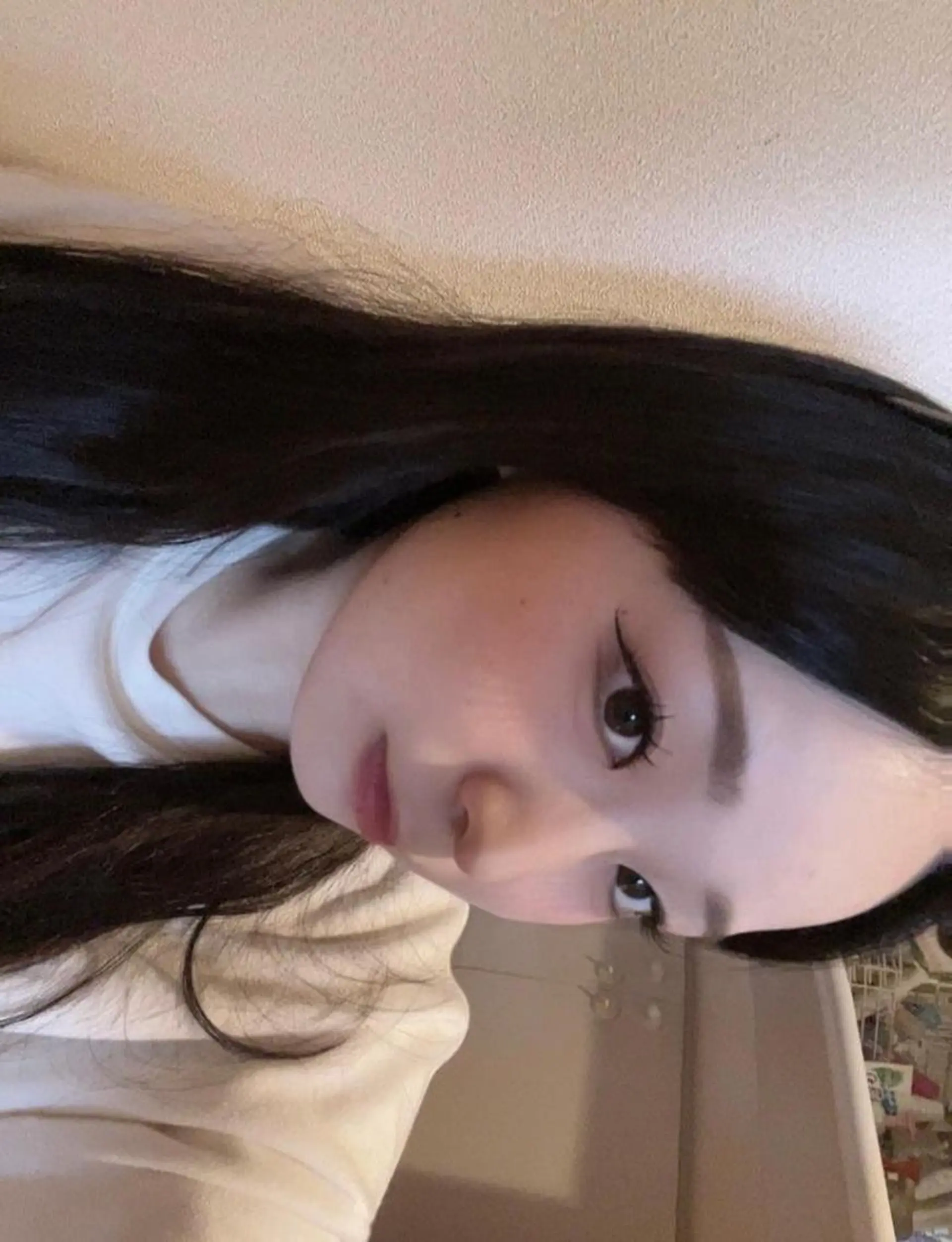 マツエク・マツパ 束感まつ毛 フラットラッシュ 韓国風マツエク パリジェンヌラッシュリフト ボリュームラッシュ 肌に馴染むハイトーン /ミルクティーカラーのヘアスタイル