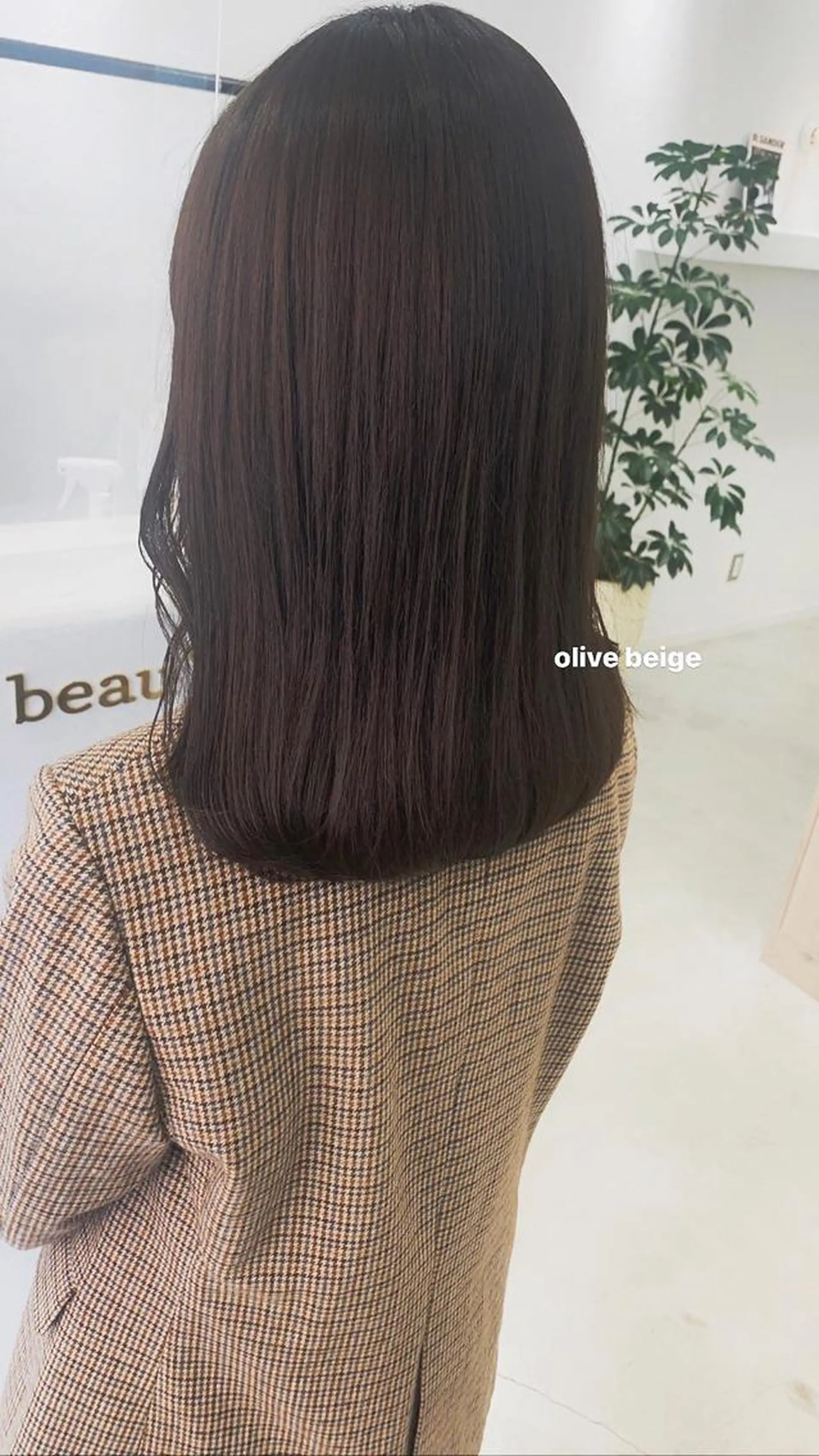 セミロング カラー カット ヘアカラー トリートメント 顔周りレイヤー 🎀マリノのヘアスタイル