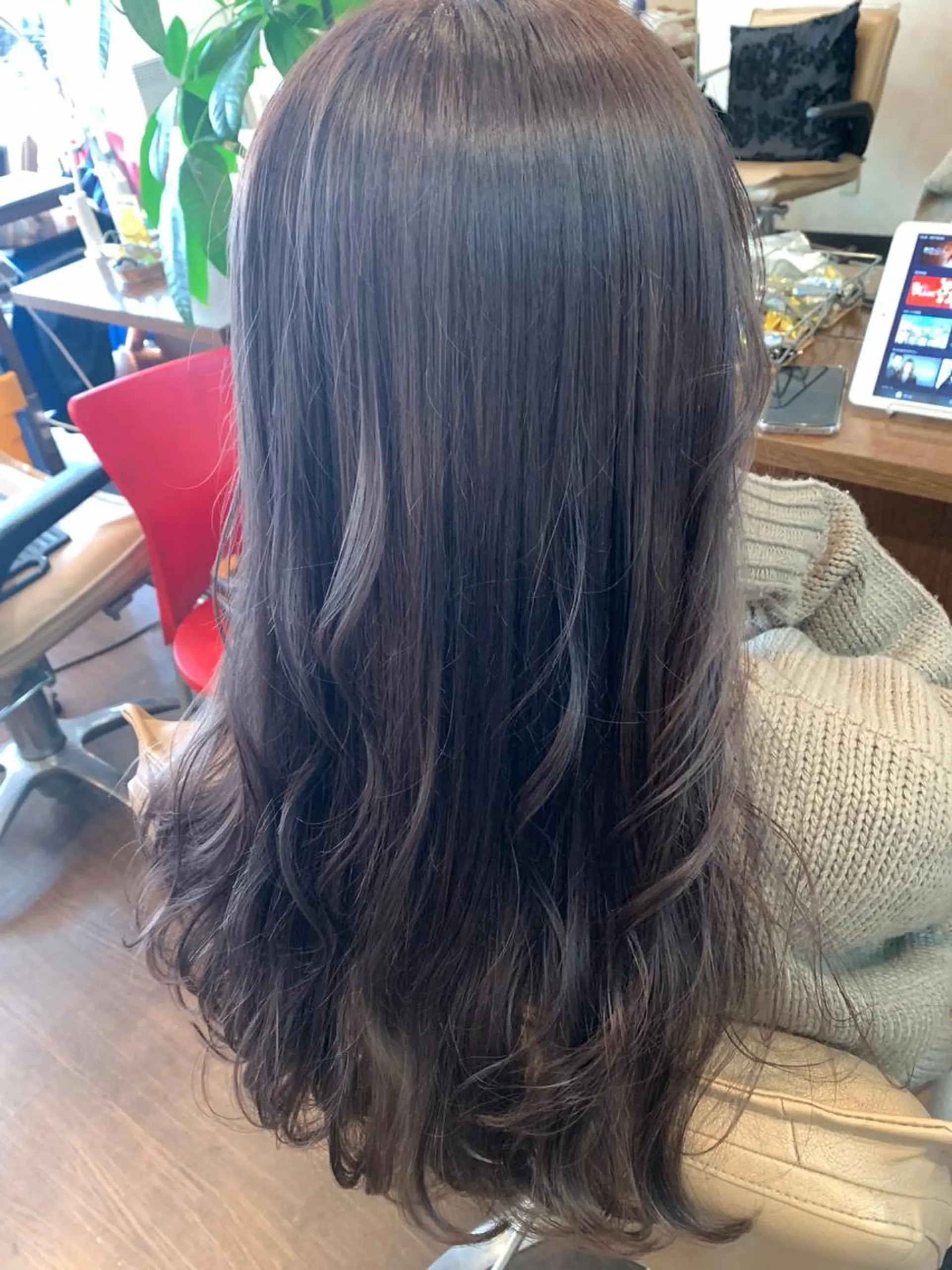 ロング カラー coupe ciseauxのヘアスタイル