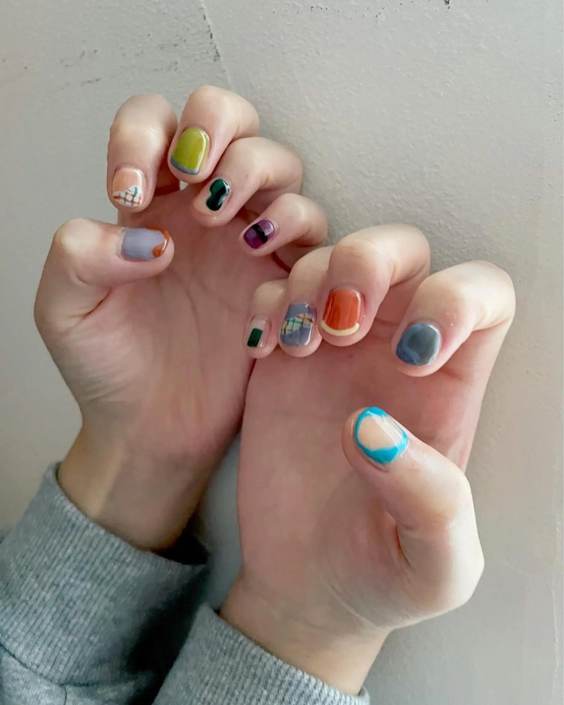 ネイル フットネイル ジェルネイル 韓国ネイル ニュアンスネイル パラジェル 甲府市徳行 🧸prunelleのネイルデザイン