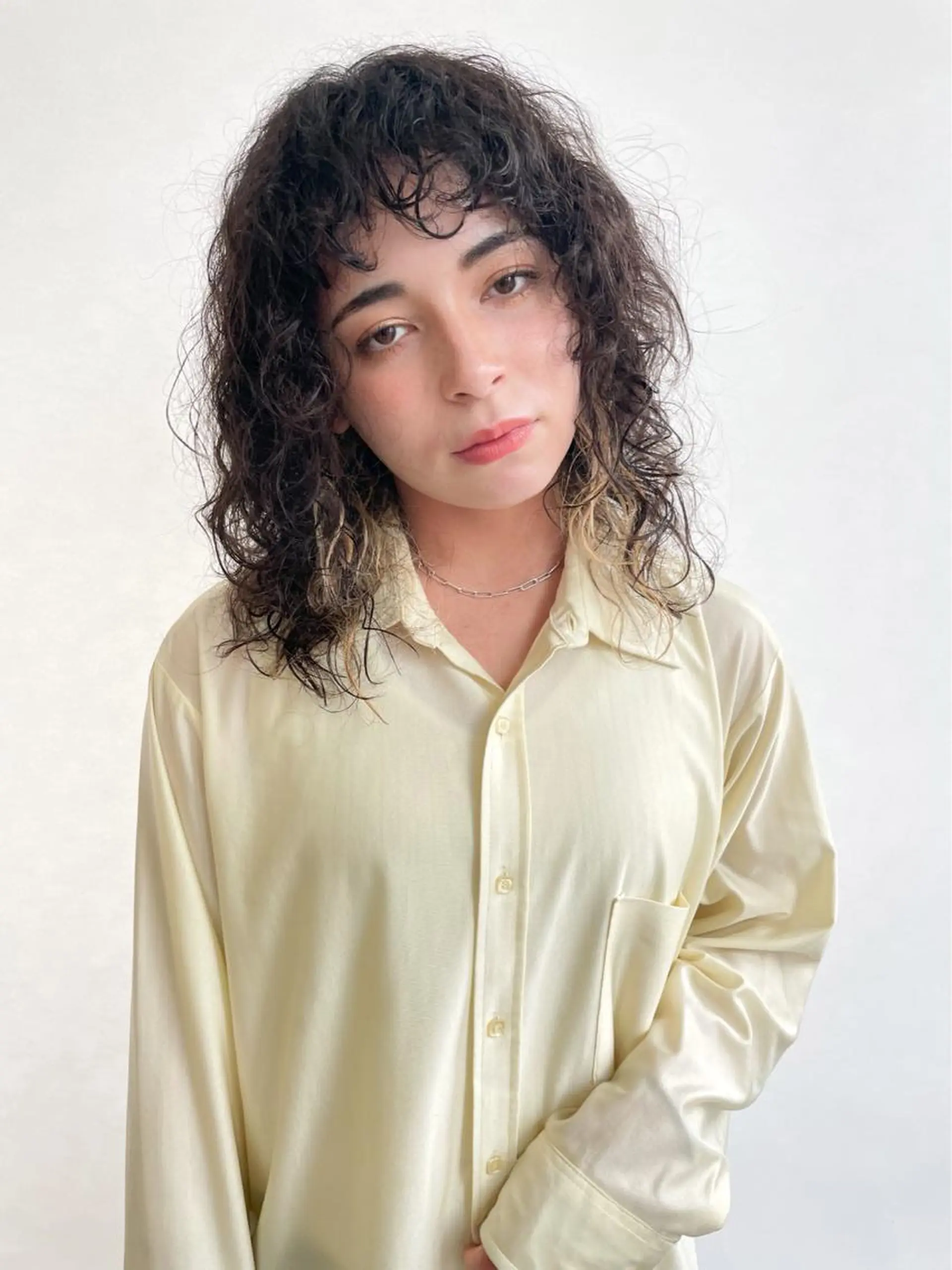 ミディアム パーマ ミディアムパーマ 原宿美容室Cura所属・パーマ美容師🌈中村 絢美のヘアスタイル