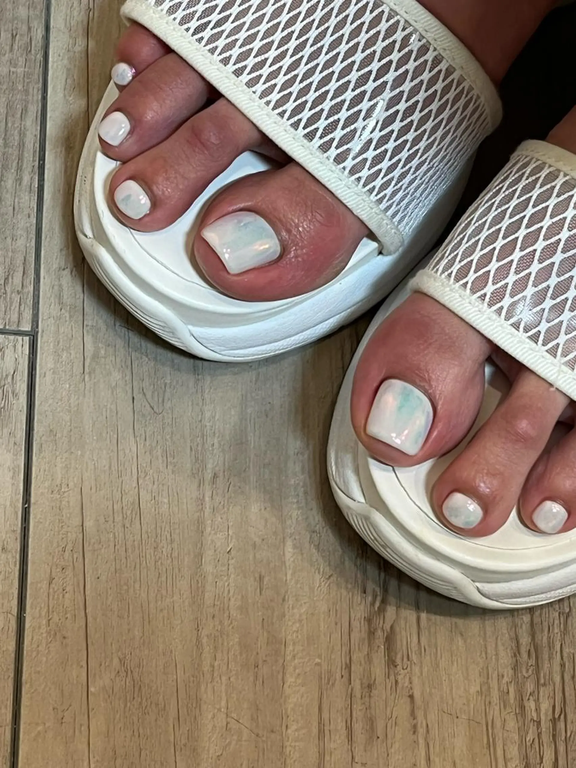 ネイル ミラーネイル フットネイル LINON所属・【LINON】 airiのネイルデザイン