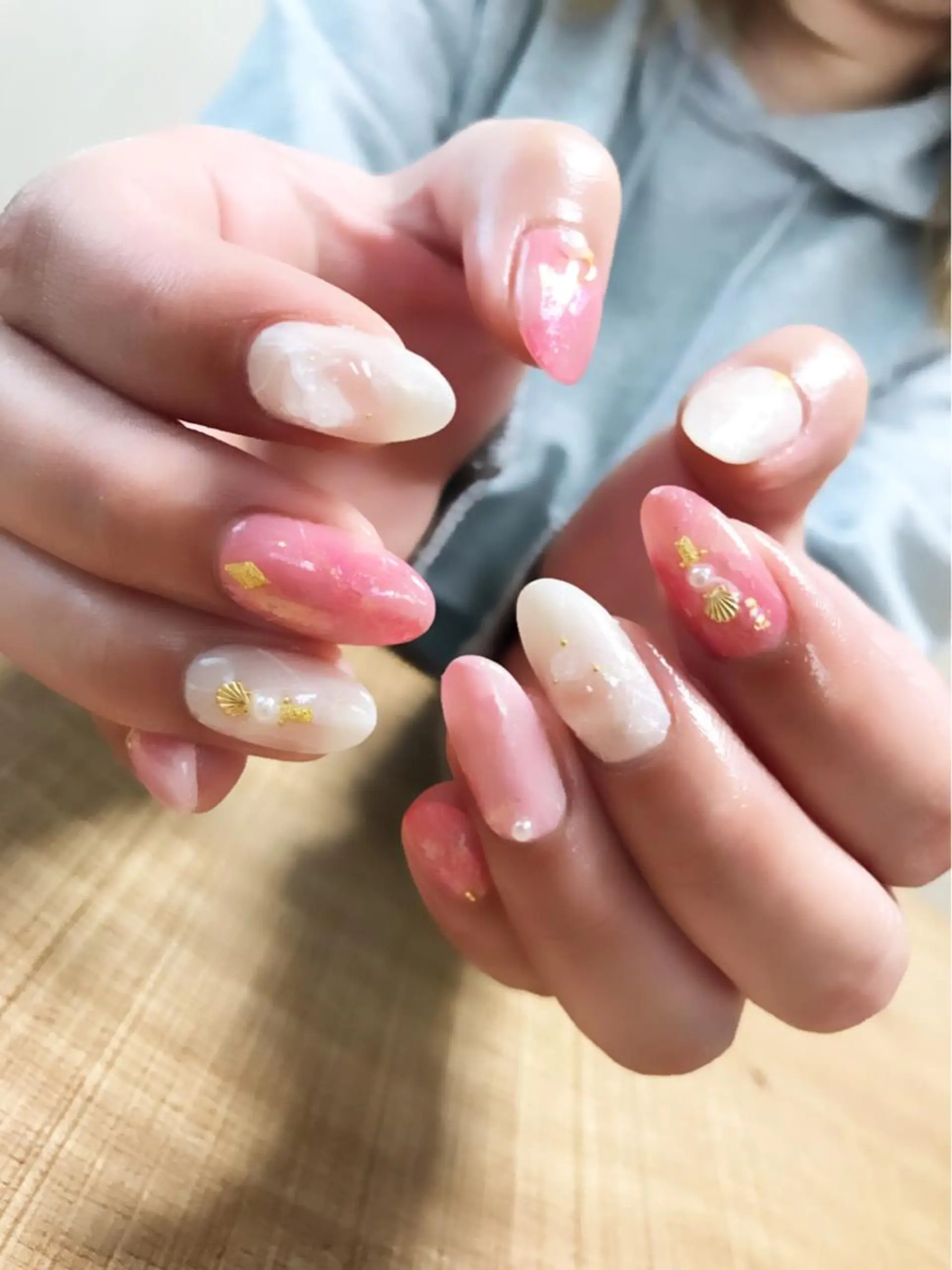 ネイル ツメトマツゲ .のネイルデザイン