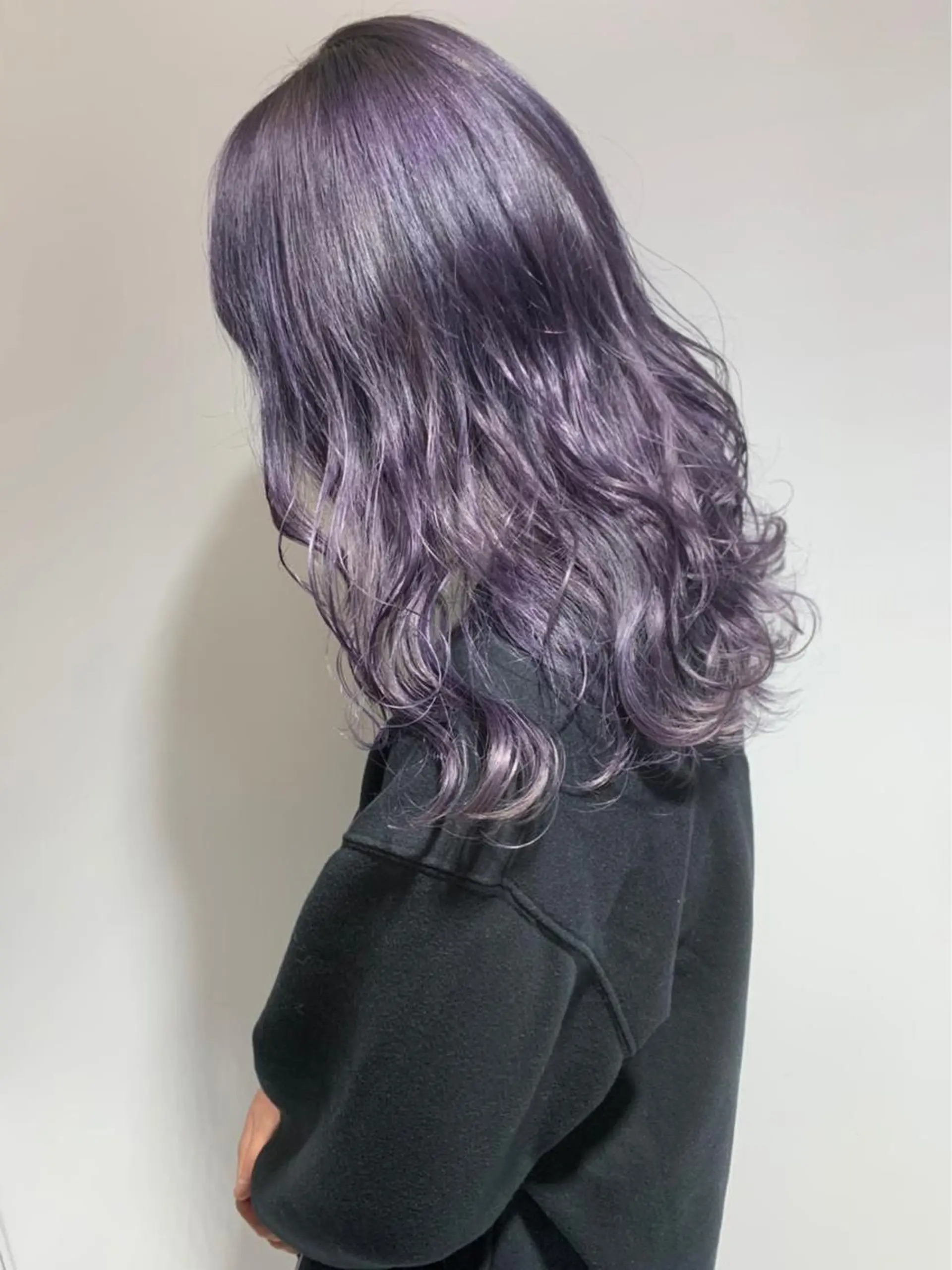 セミロング カラー 遠藤 愛莉のヘアスタイル