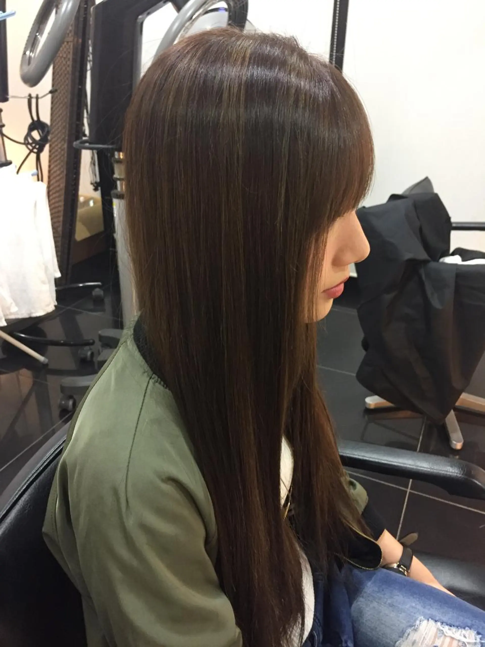 ロング カラー 関口 友行のヘアスタイル