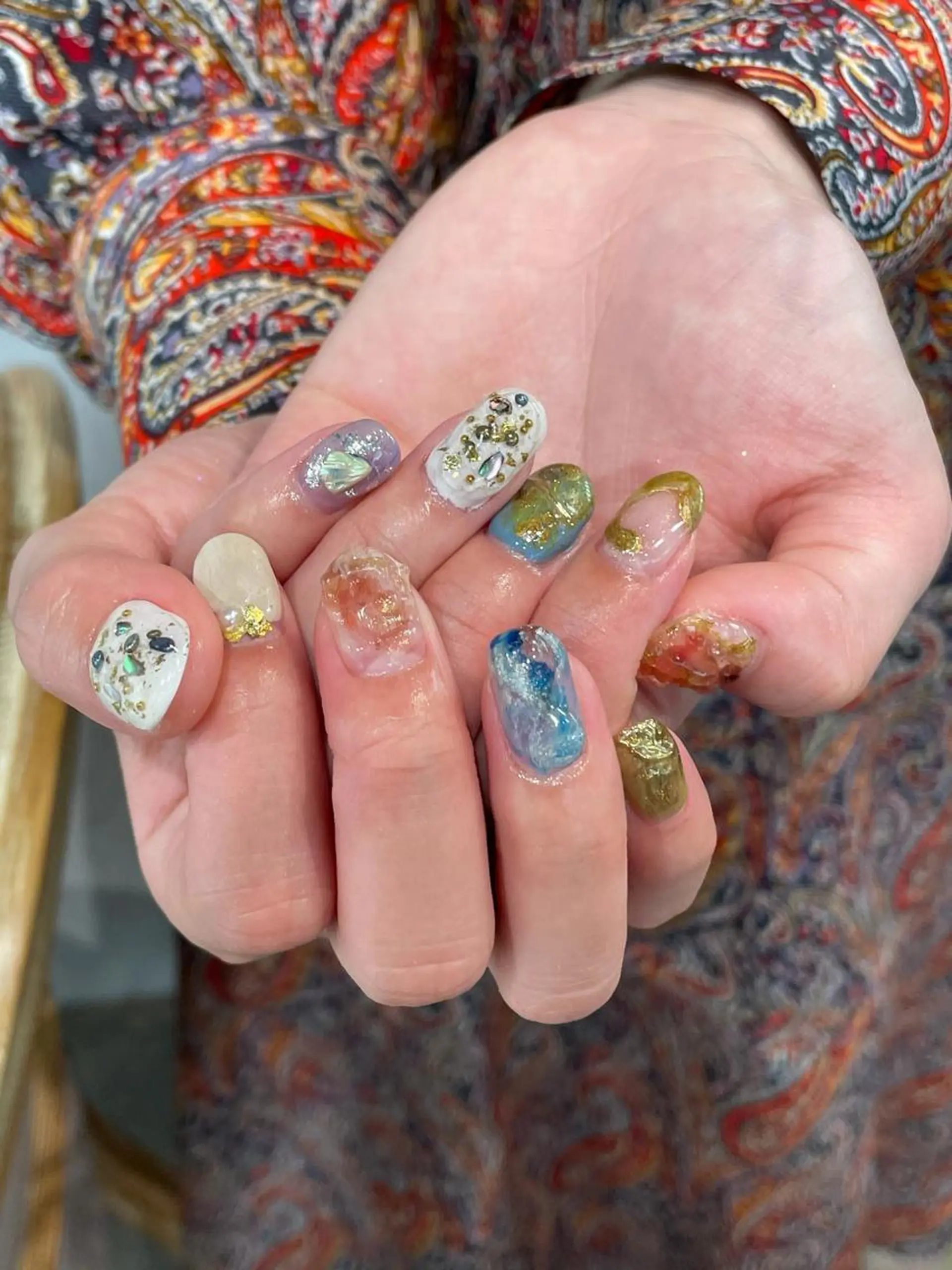 ネイル ニュアンスネイル 春ネイル ハンドネイル ナチュラル透明感🌱 小山美樹子のヘアスタイル