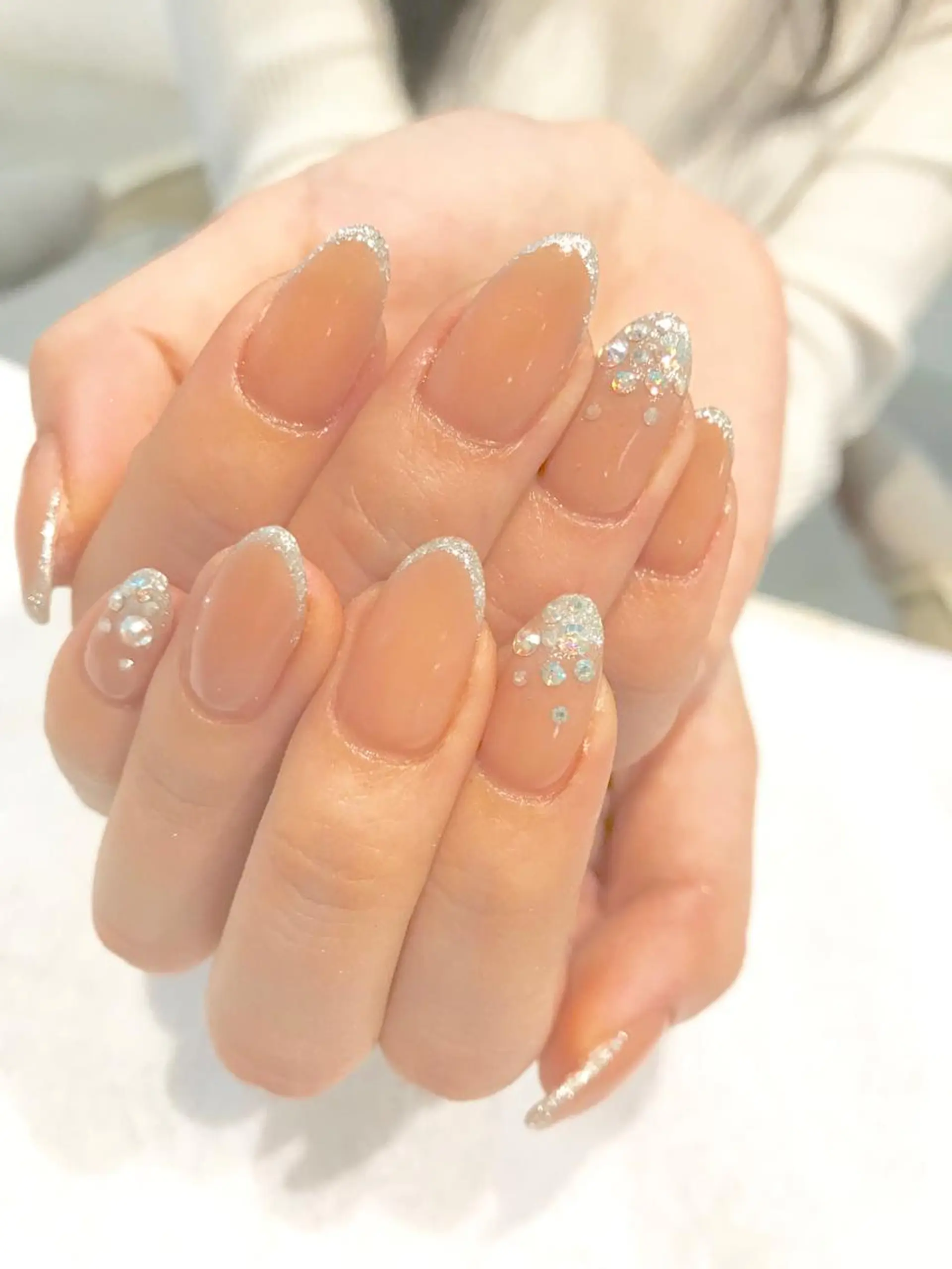 ネイル フレンチネイル Re Pearl～コーディネートサロン～ 市駅前店所属・NARUMI HYODOのネイルデザイン