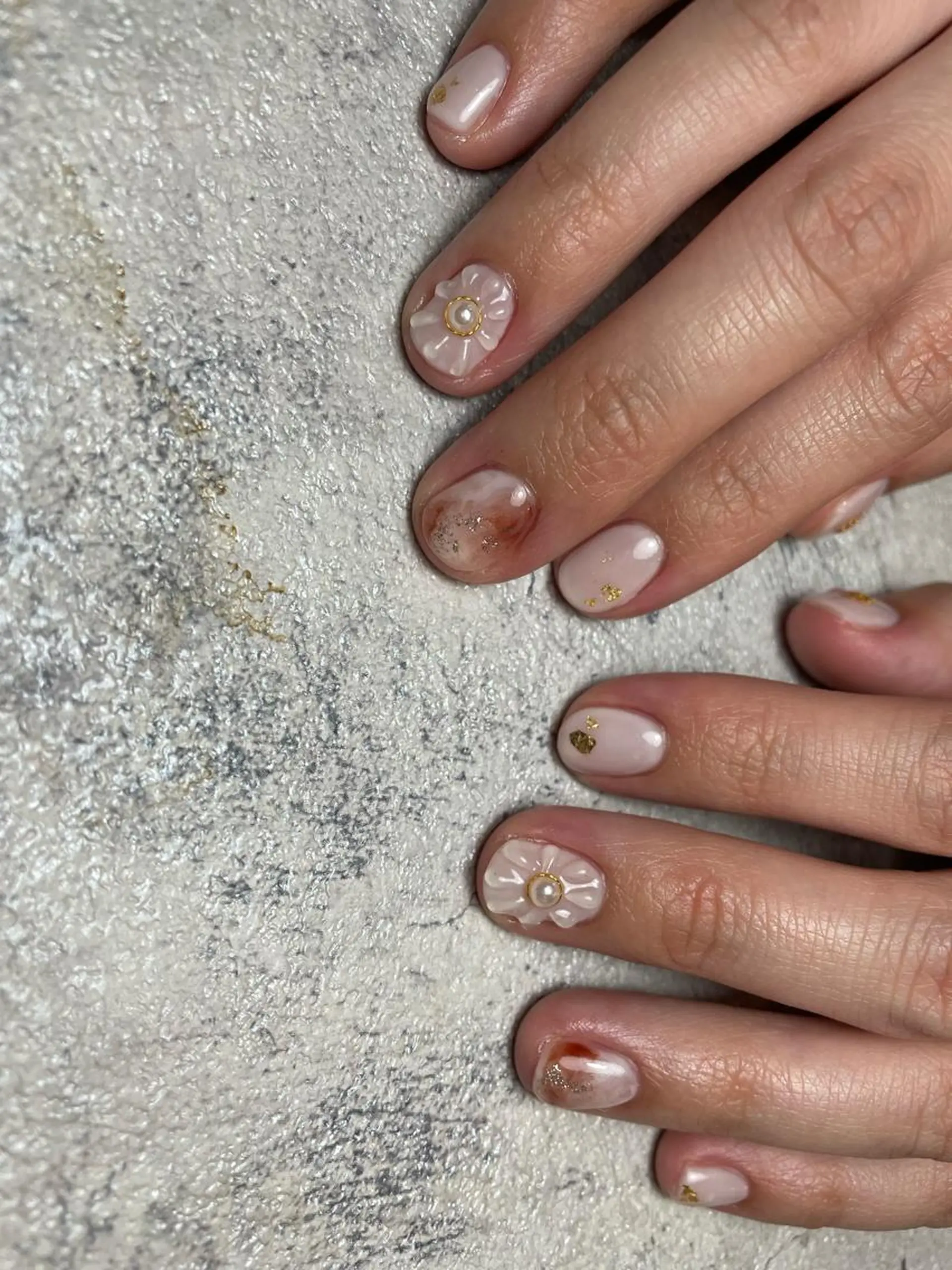 ネイル ハンドネイル ハンドケア Ami 🦥のネイルデザイン