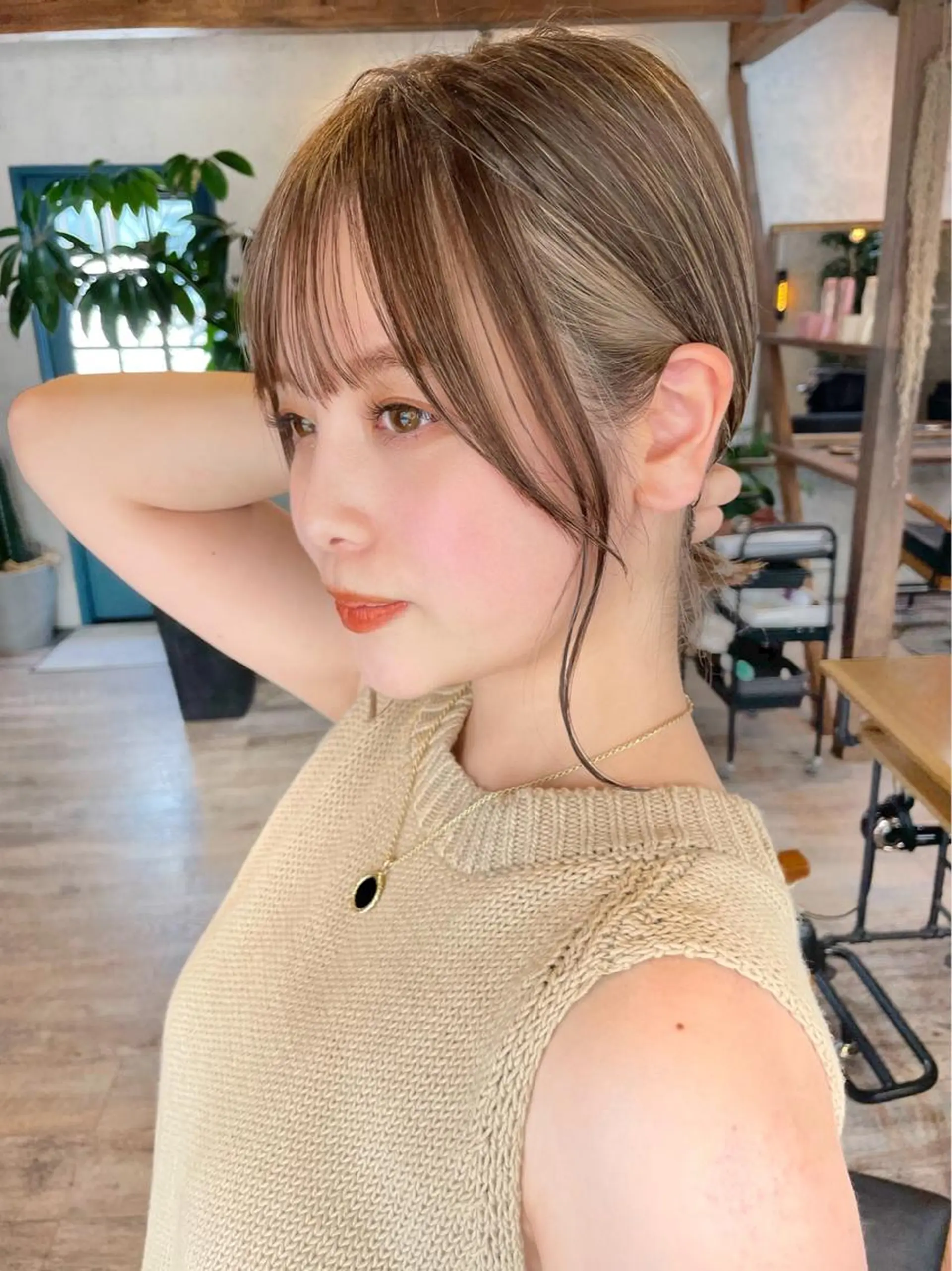 ミディアム カラー カット ヘアカラー 結べるレイヤーボブ くびれLady表参道のヘアスタイル