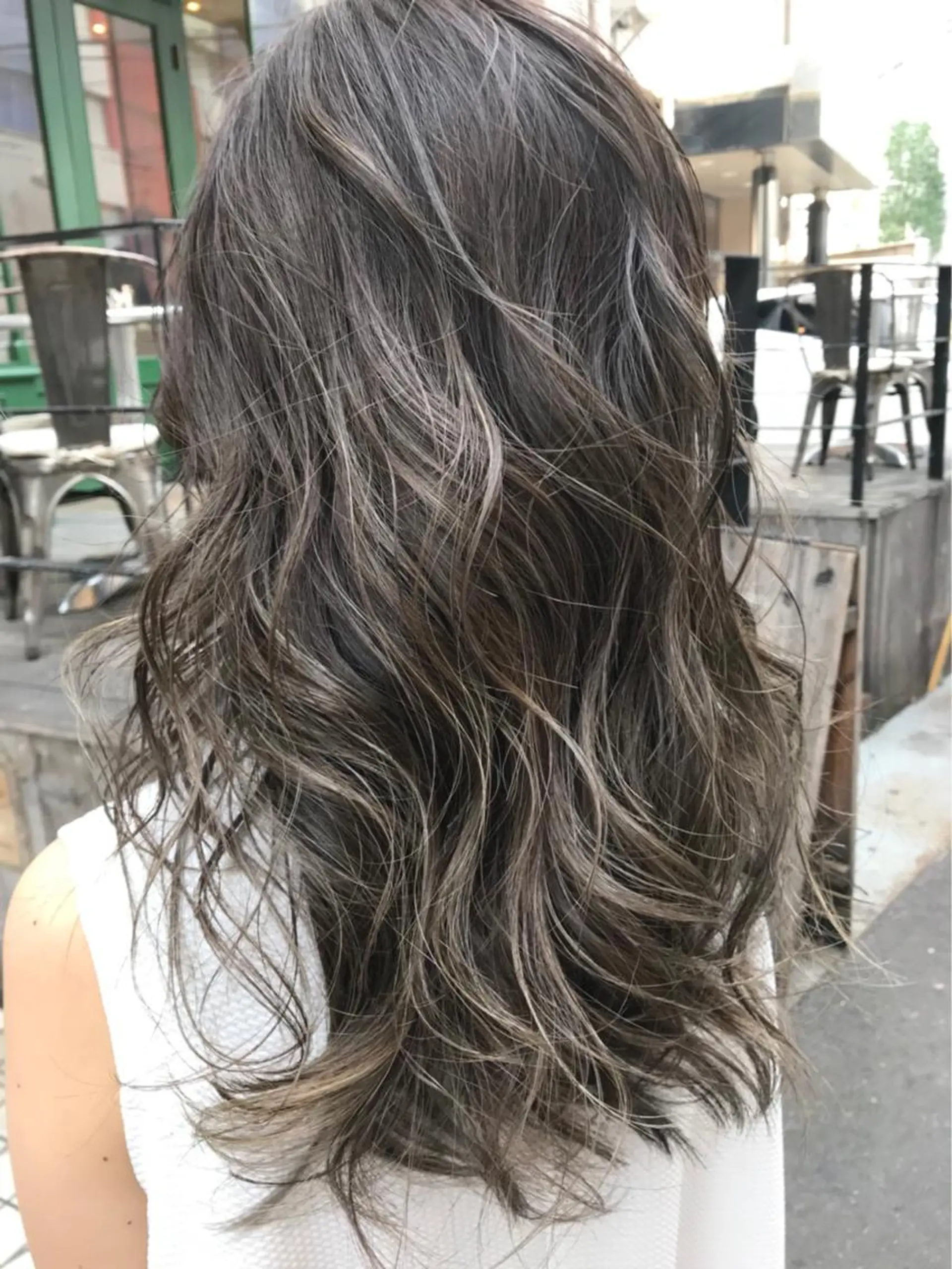 ロング カラー ハイライトカラー ハイライト カット ヘアカラー トリートメント 酸性ストレート/ブリ ーチなし/中村 匠のヘアスタイル