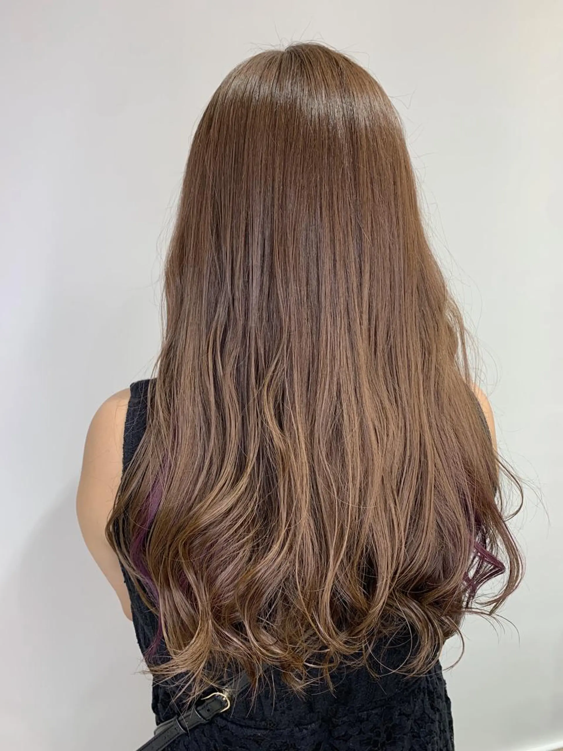 ロング カラー 近藤千翔🩵 髪質改善Periodのエステ・リラクイメージ