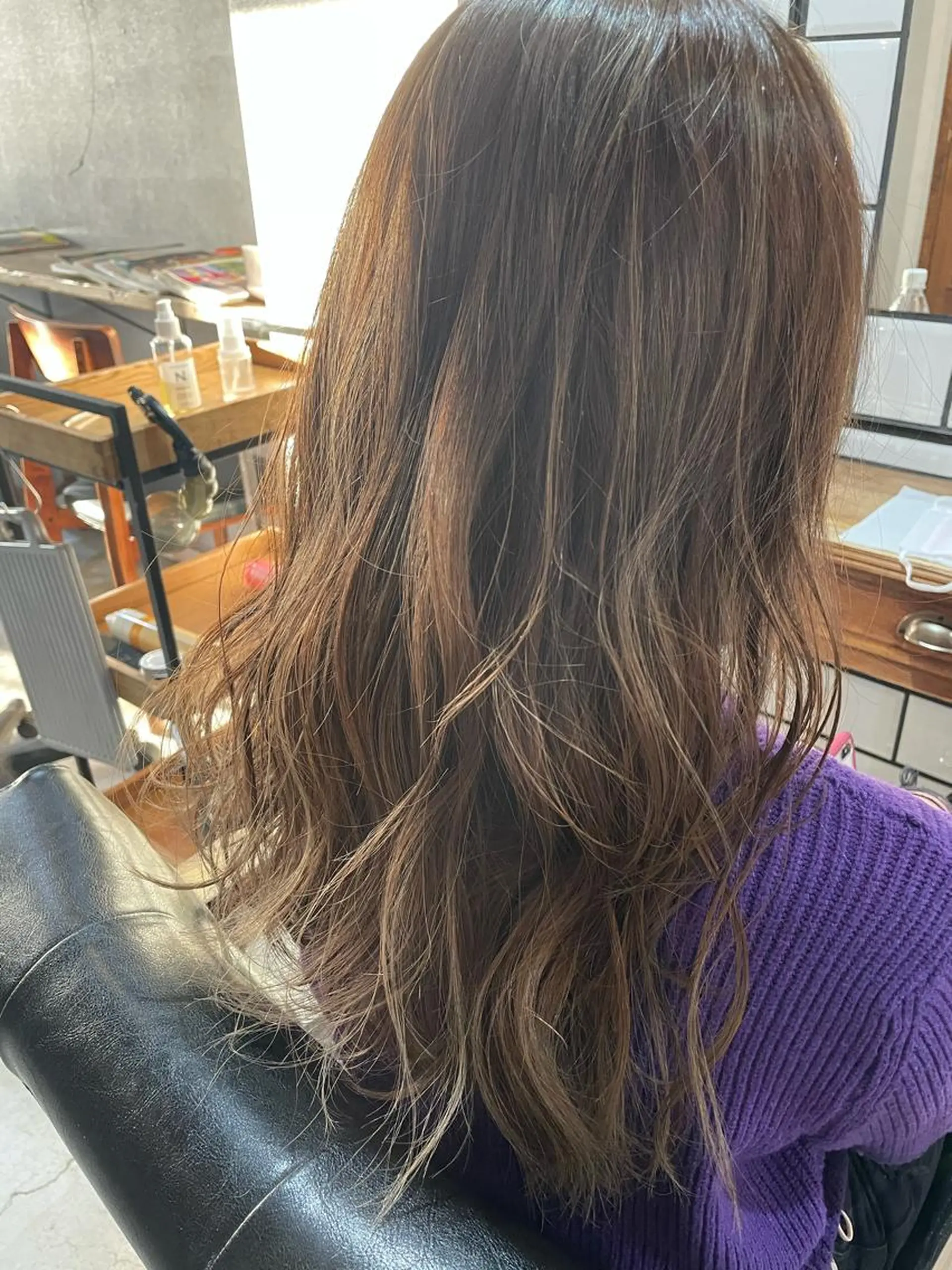 ロング カラー 中根 亜莉紗のヘアスタイル