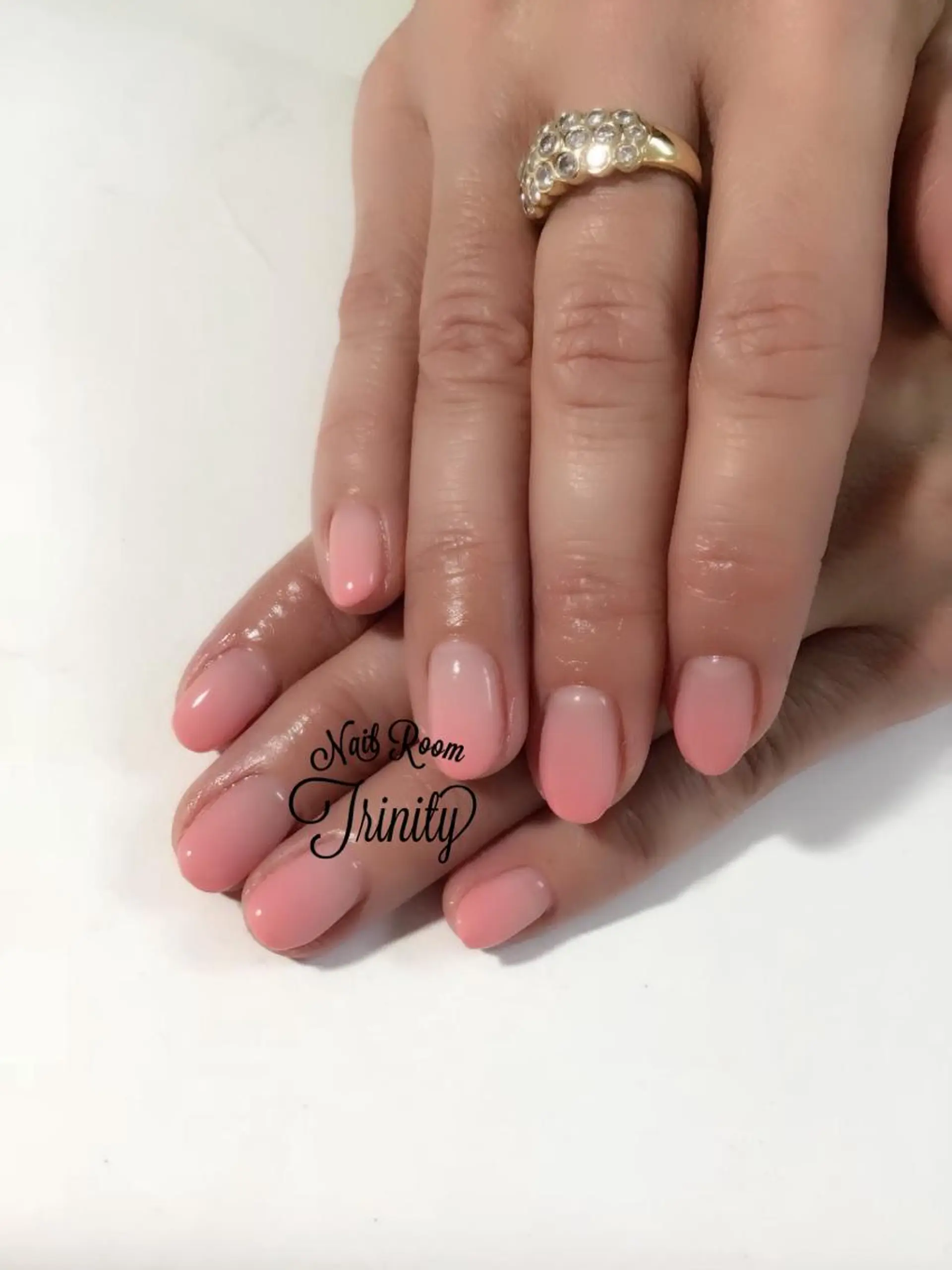 ネイル Trinity staffのネイルデザイン