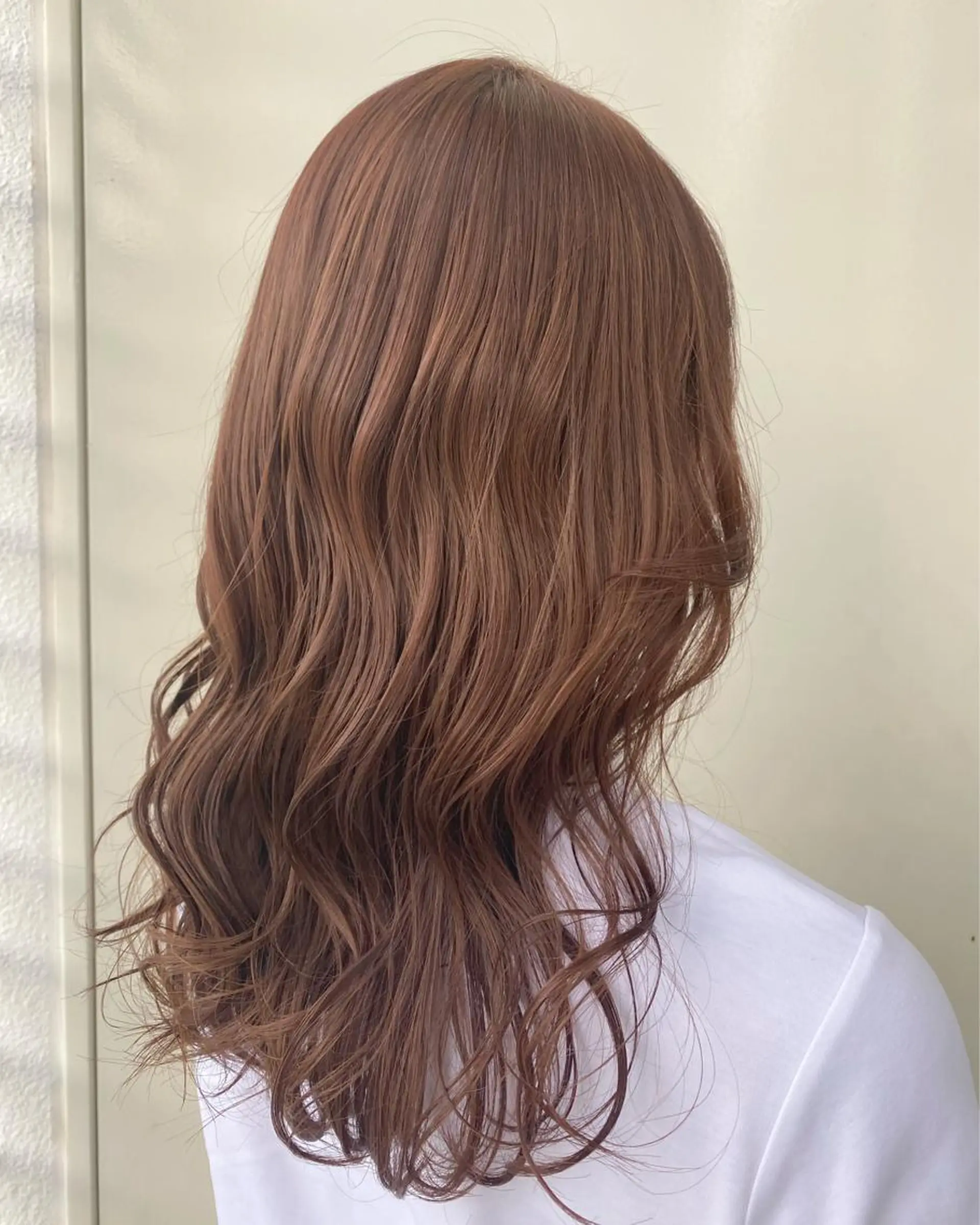 セミロング カラー 韓国ヘア顔周りカット 艶髪ベージュtamaのヘアスタイル