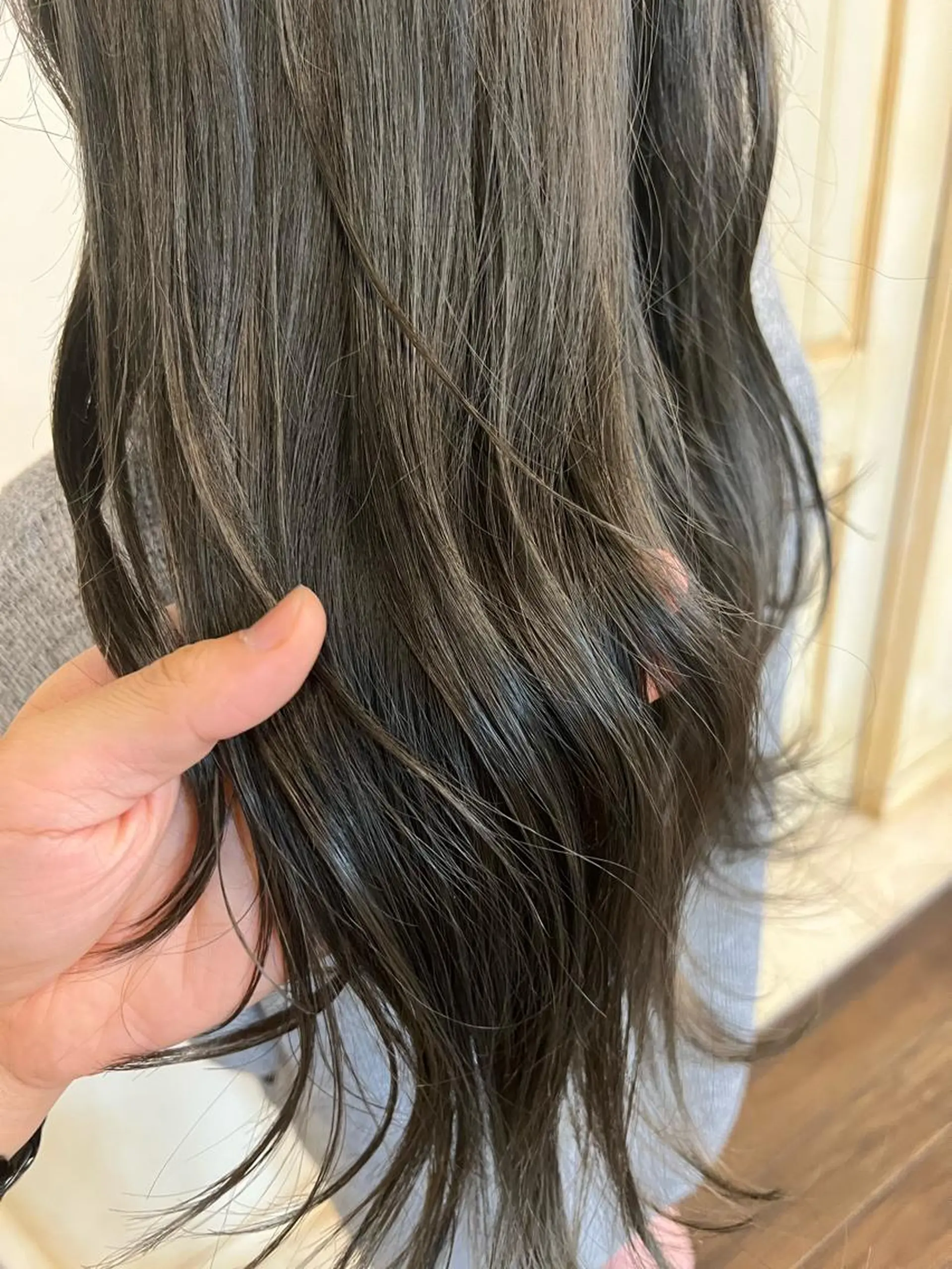 ロング カラー ブリーチ ケアブリーチ ミント ミントグリーン 誰よりも丁寧なカット 🍀小林輝のヘアスタイル