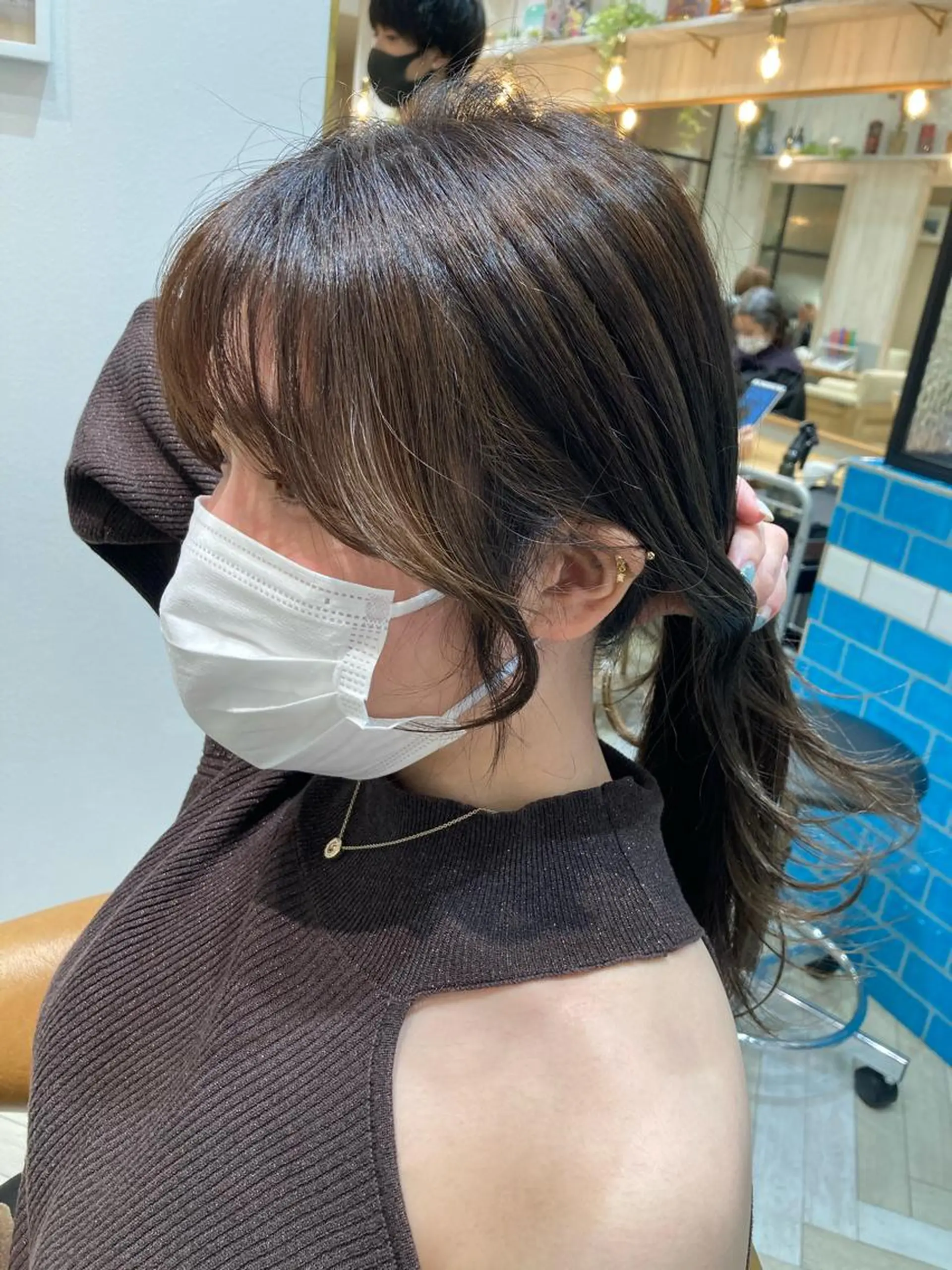 セミロング 顔まわりレイヤー 韓国風ヘア レイヤーカット おくれ毛 シースルーバング Loom .by Sea  ルームバイシー所属・レイヤー/前髪/ 韓国/CHIHIROのヘアスタイル