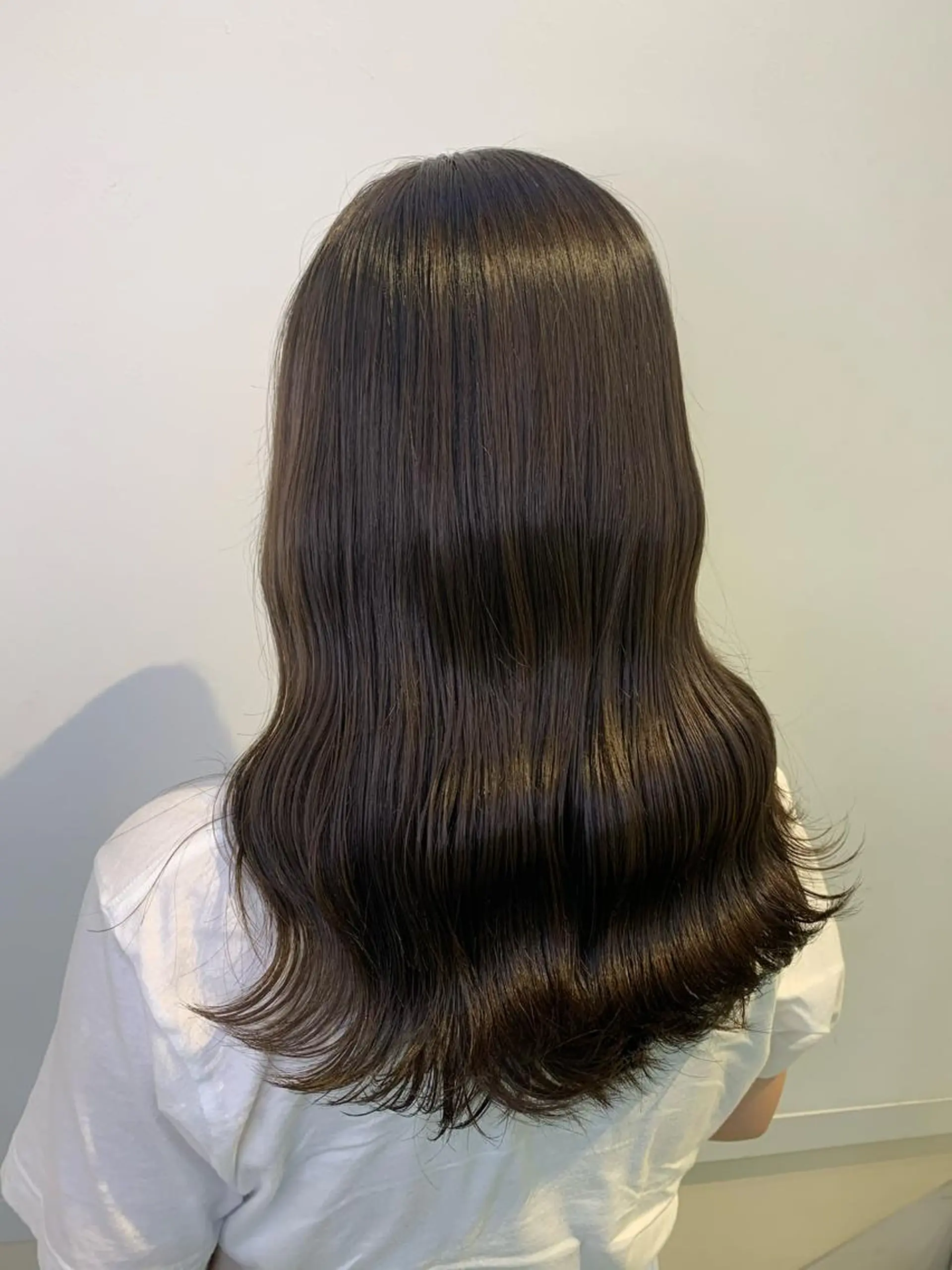 セミロング カラー ベージュカラー 透けるbrown カラー🎗♡yukaのヘアスタイル