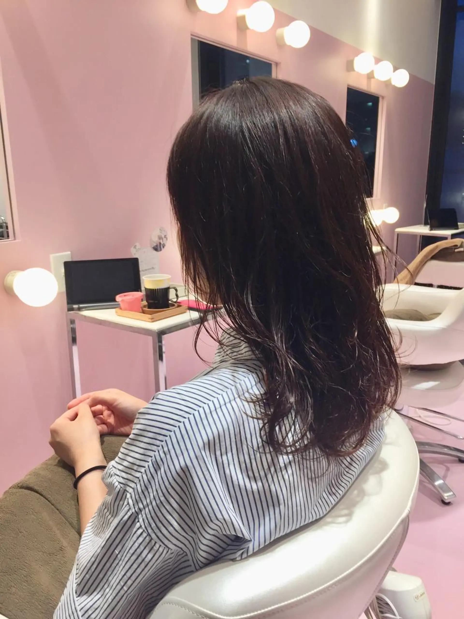 セミロング カット ヘアカラー トリートメント 所渉/韓国レイヤー /ウルフカットのヘアスタイル