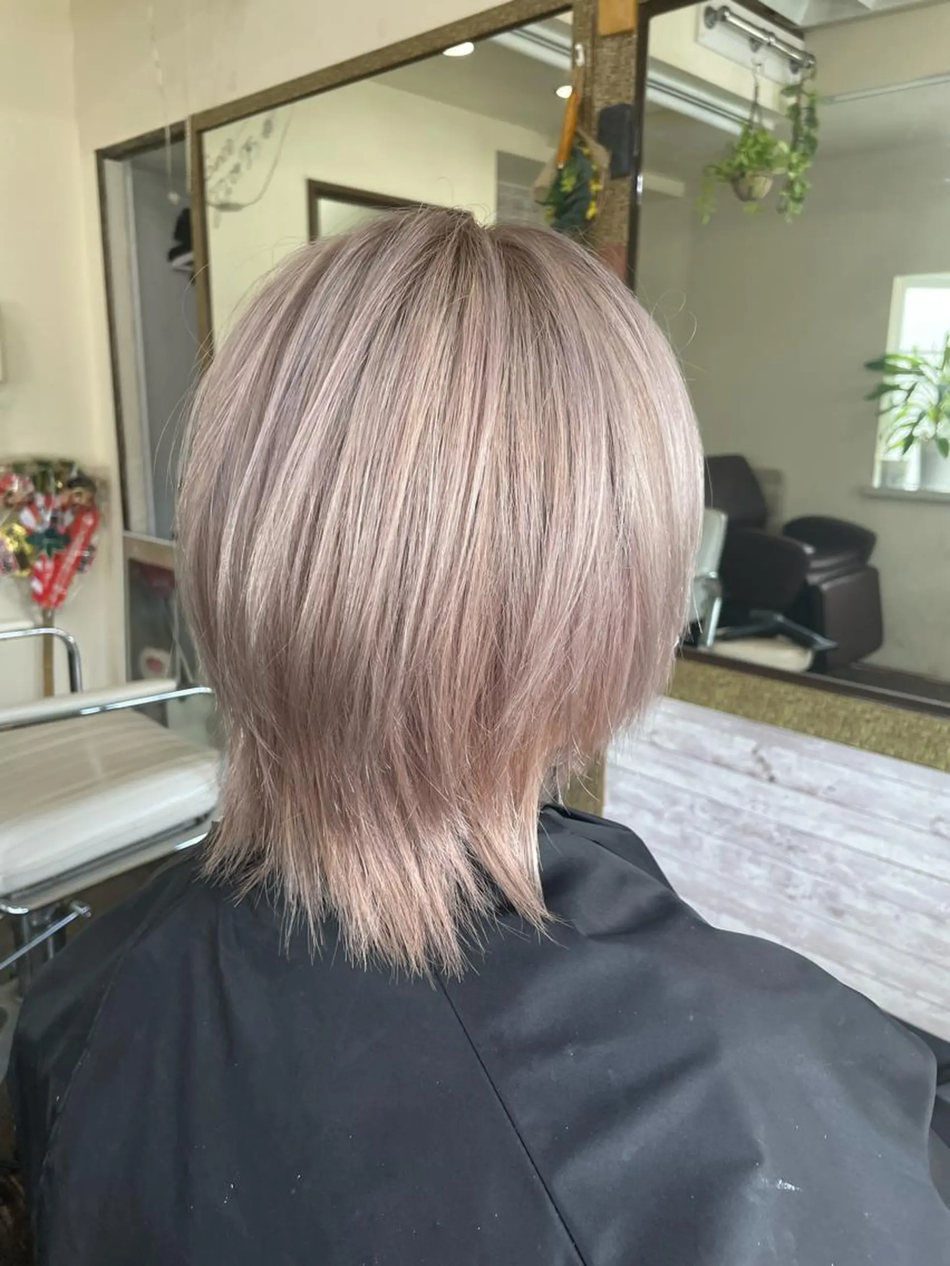 ショート カラー 渡辺 健太のヘアスタイル