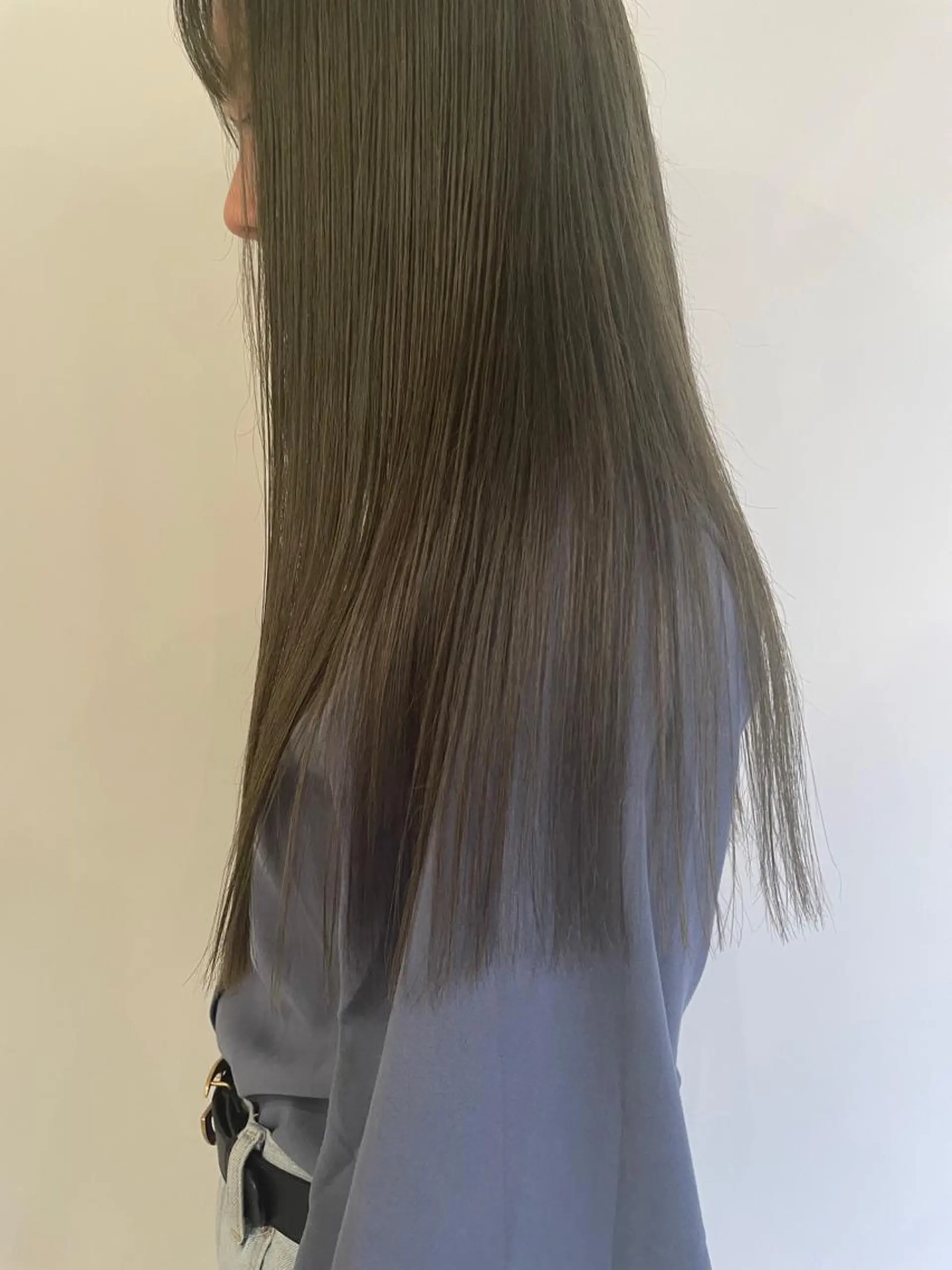 カラー ブリーチカラー🎀 韓国風/寺門美優のヘアスタイル