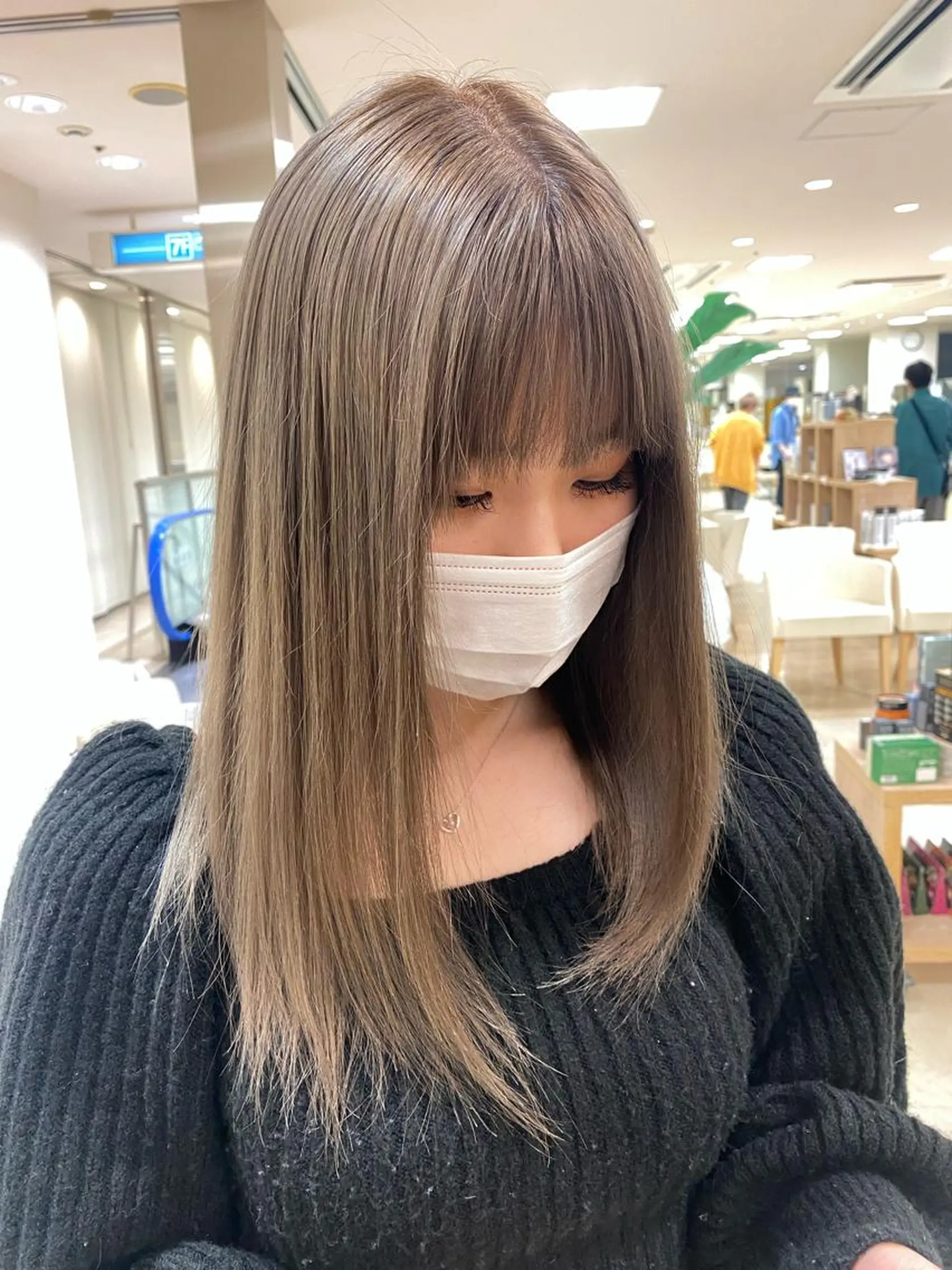 ミディアム カラー カット ヘアカラー トリートメント ヘアセット ハイトーン/ウルフ /レイヤー/坂野幸伸のヘアスタイル