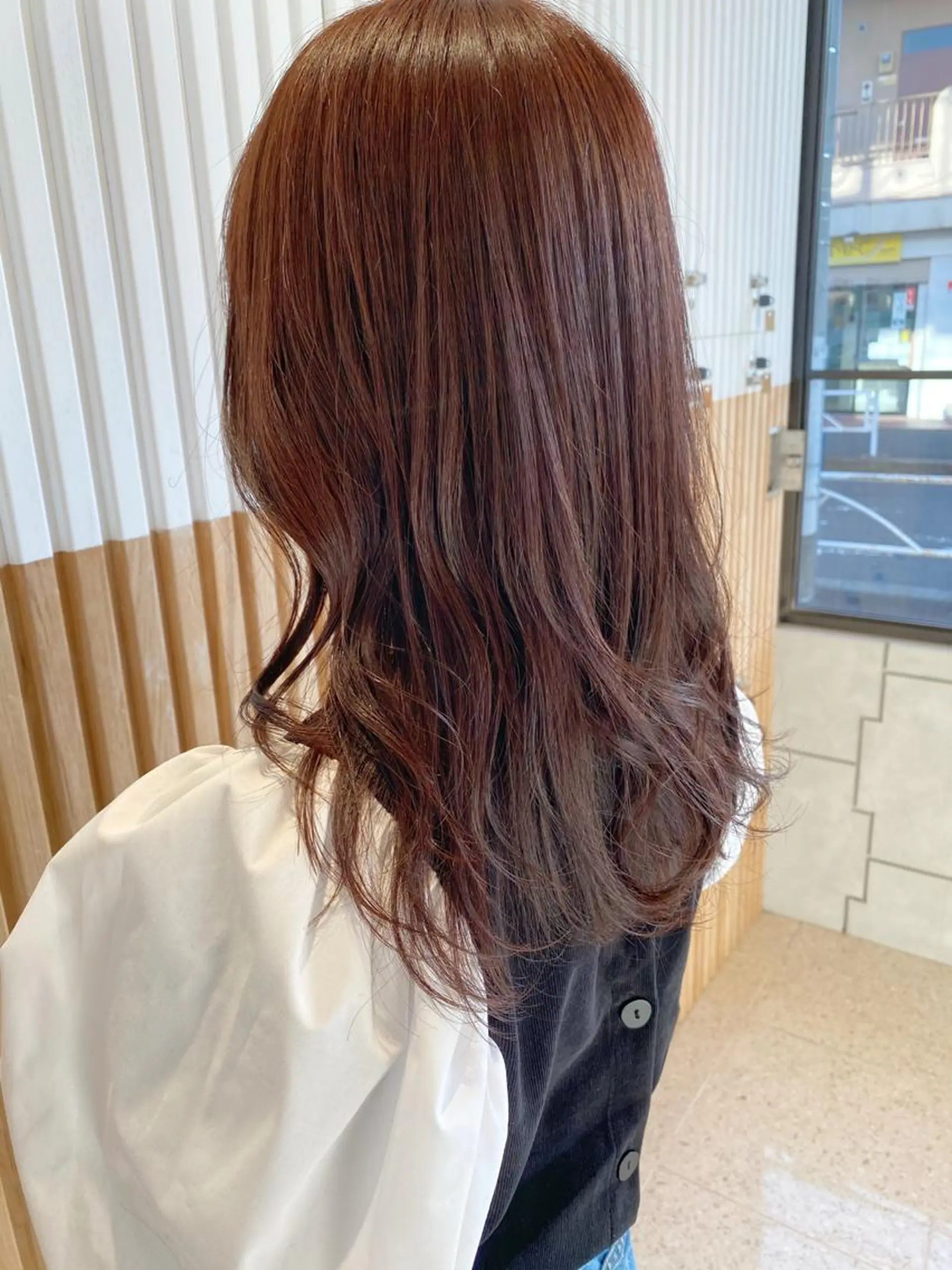 ミディアム カラー ベージュカラー ブリーチ 透明感カラー デザインカラー ブリーチなしカラー カット ヘアカラー トリートメント ボブ/ハイトーン 立川loose 下田のヘアスタイル