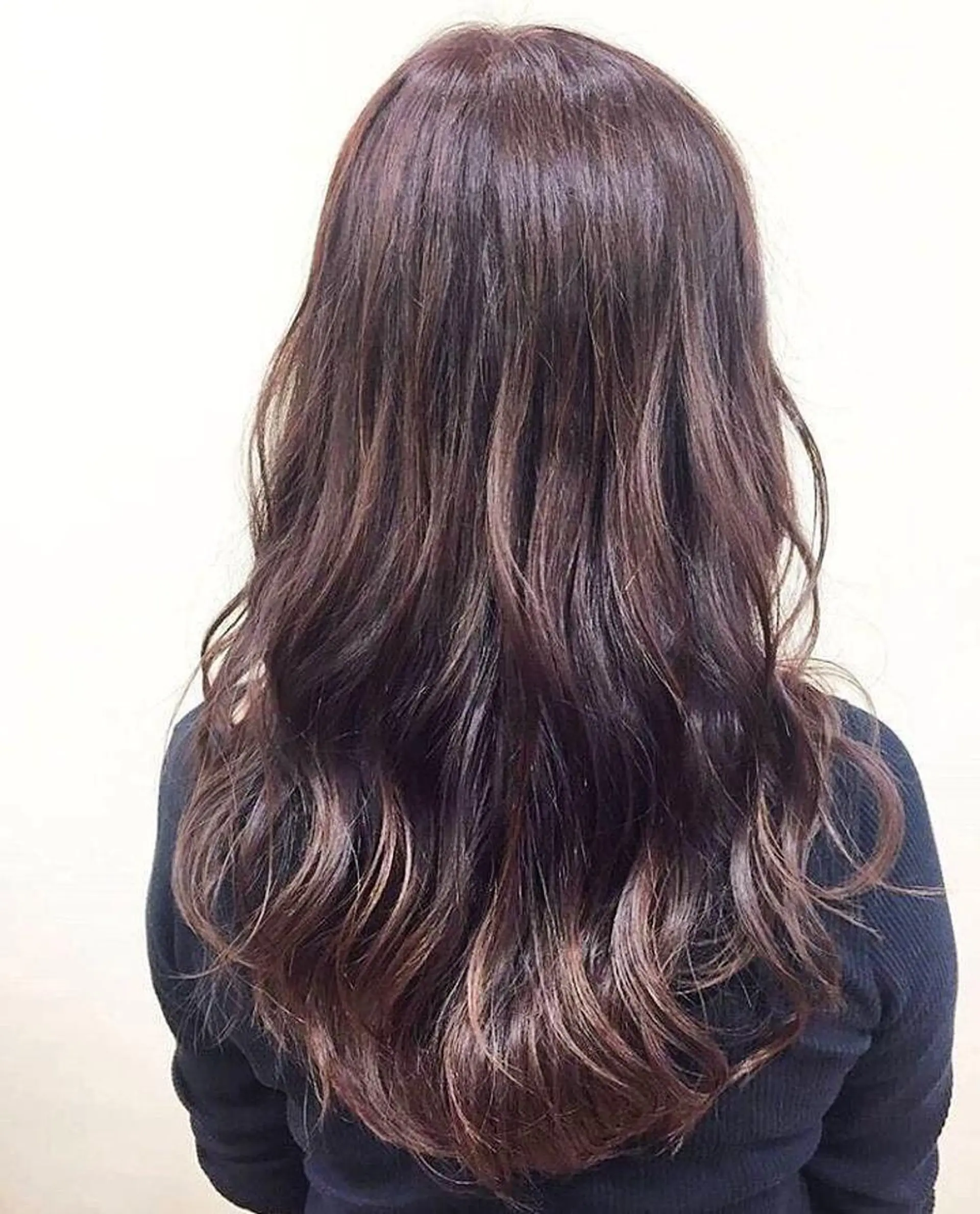 ロング カラー ヘアアレンジ 🥀暖色韓国ヘア💕 保科侑花のヘアスタイル