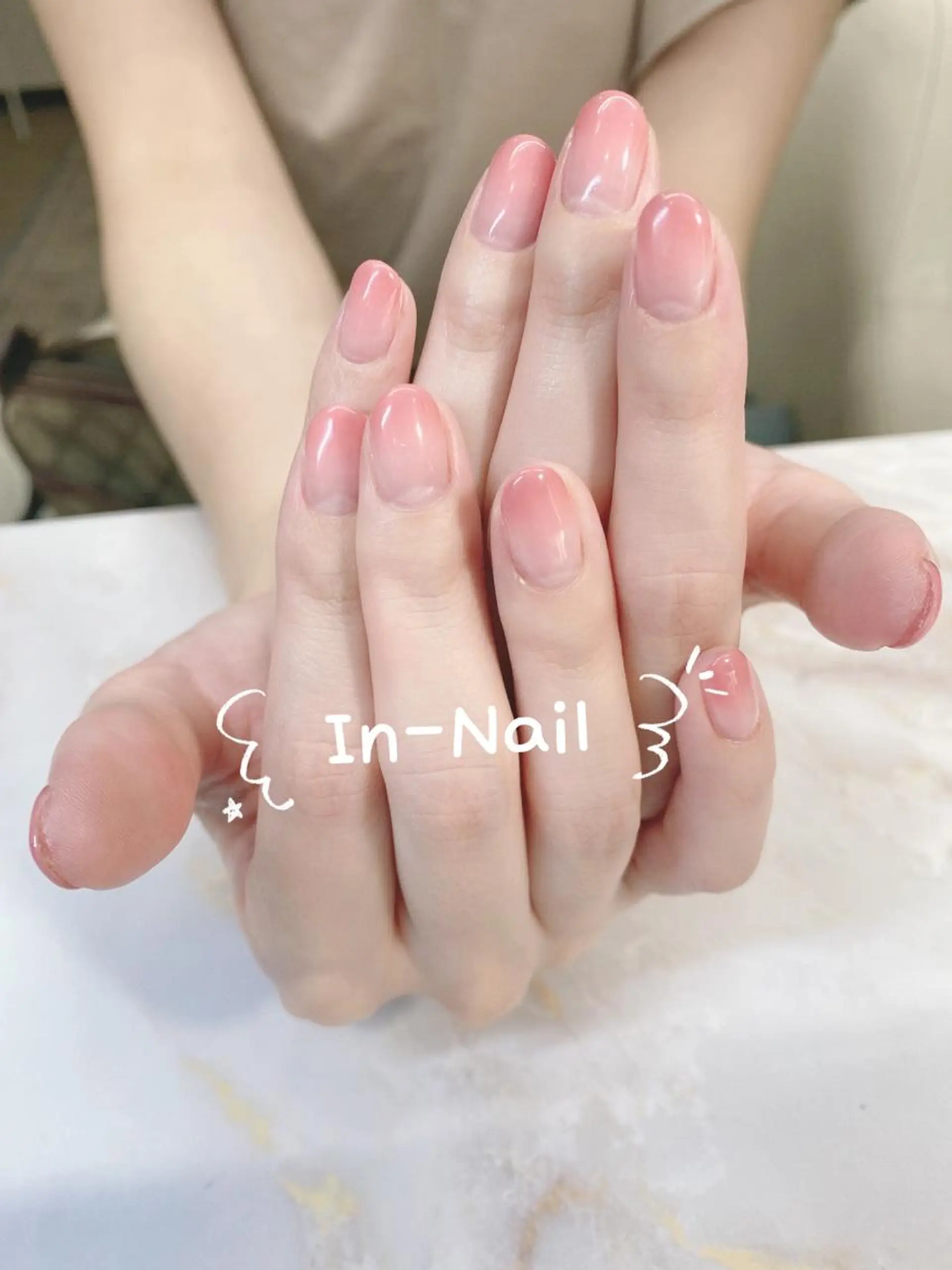 ネイル グラデーション ᴵⁿ. ᴺᵃⁱˡのネイルデザイン