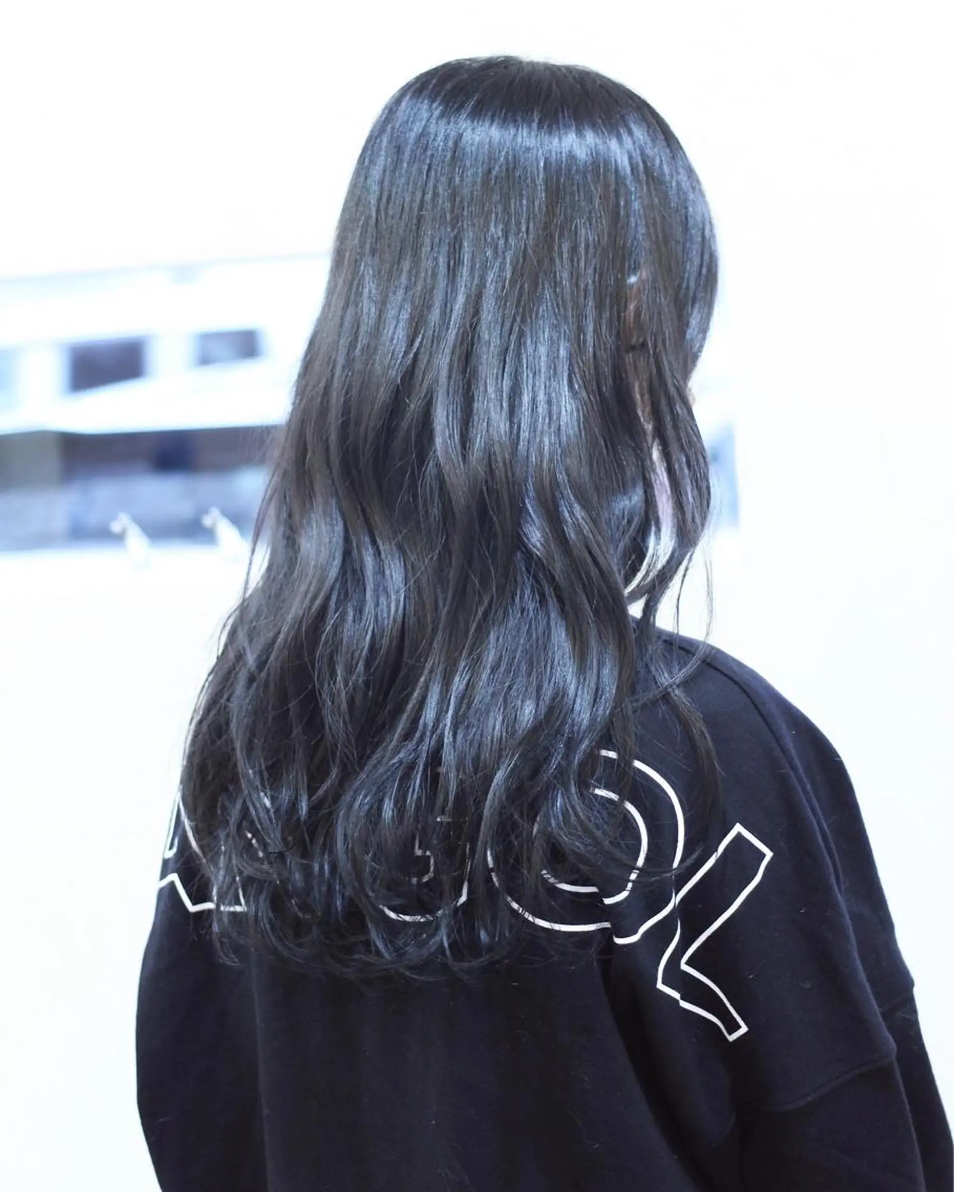 ロング カラー ブルーカラー 土居 正季のヘアスタイル