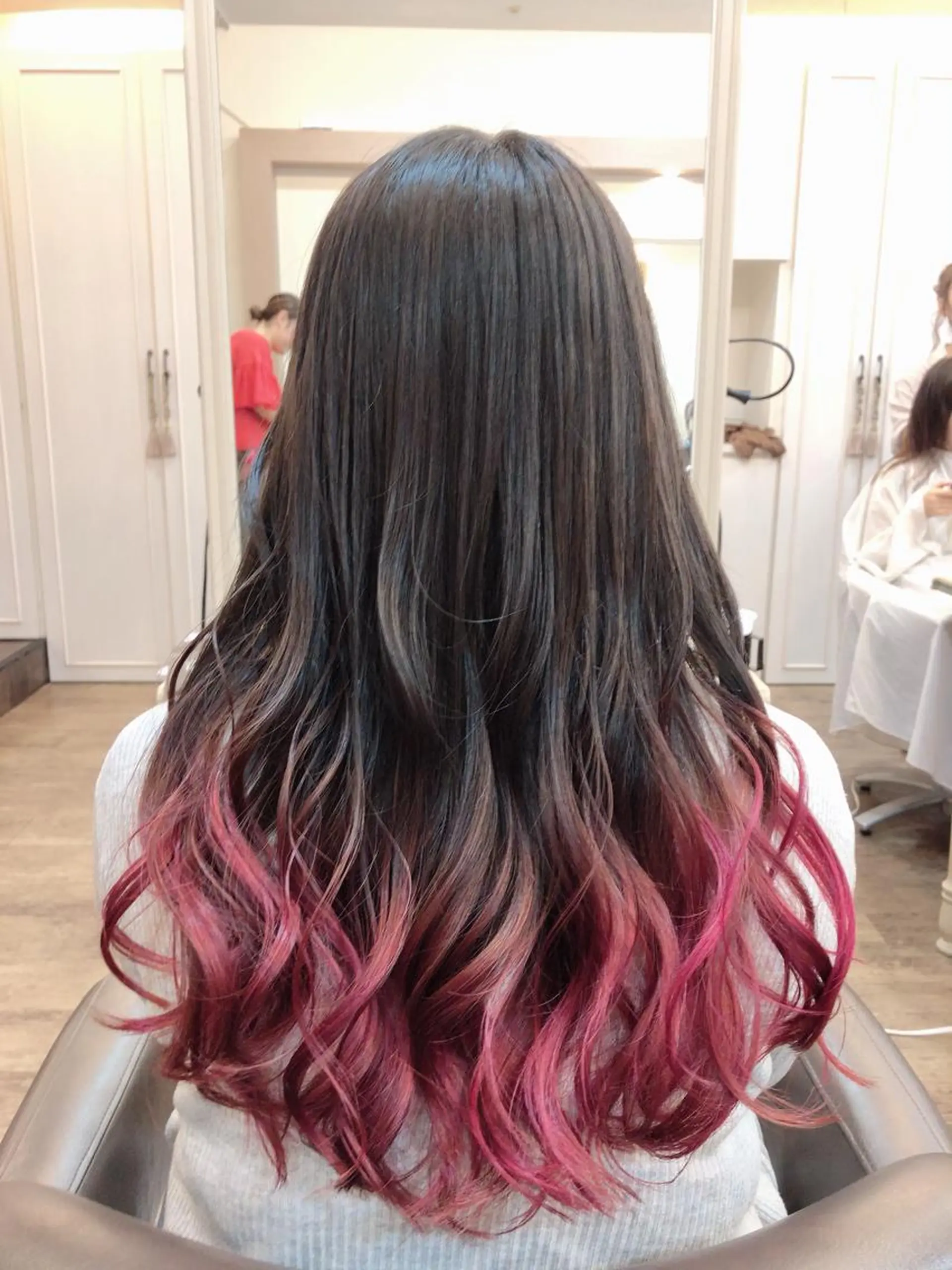 ロング カラー グラデーションカラー ピンクカラー 尚平 40代からの 髪質改善専門のその他イメージ